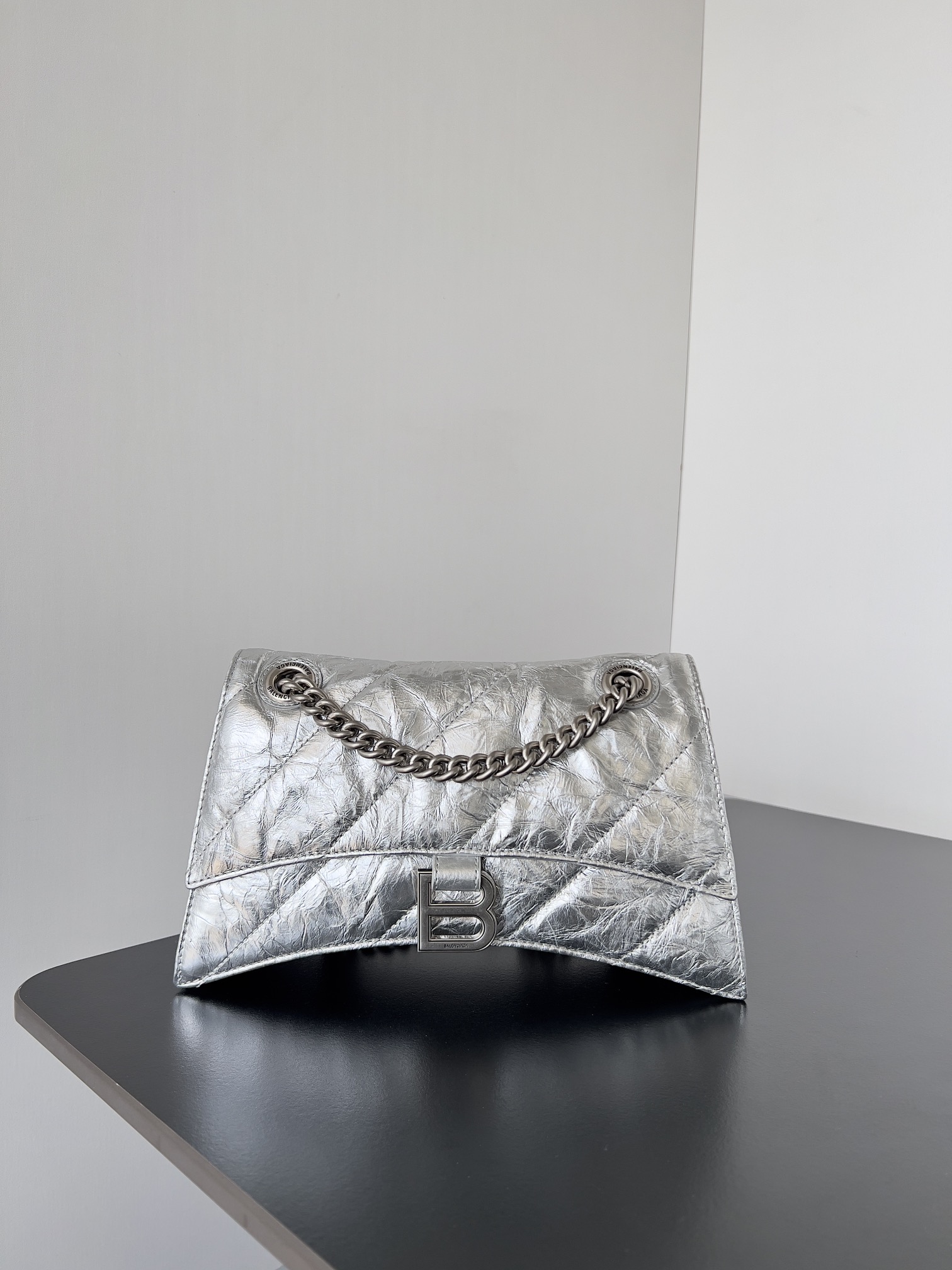 Ba*len*cia*ga crush chain bag-25.5*10*15.5cm