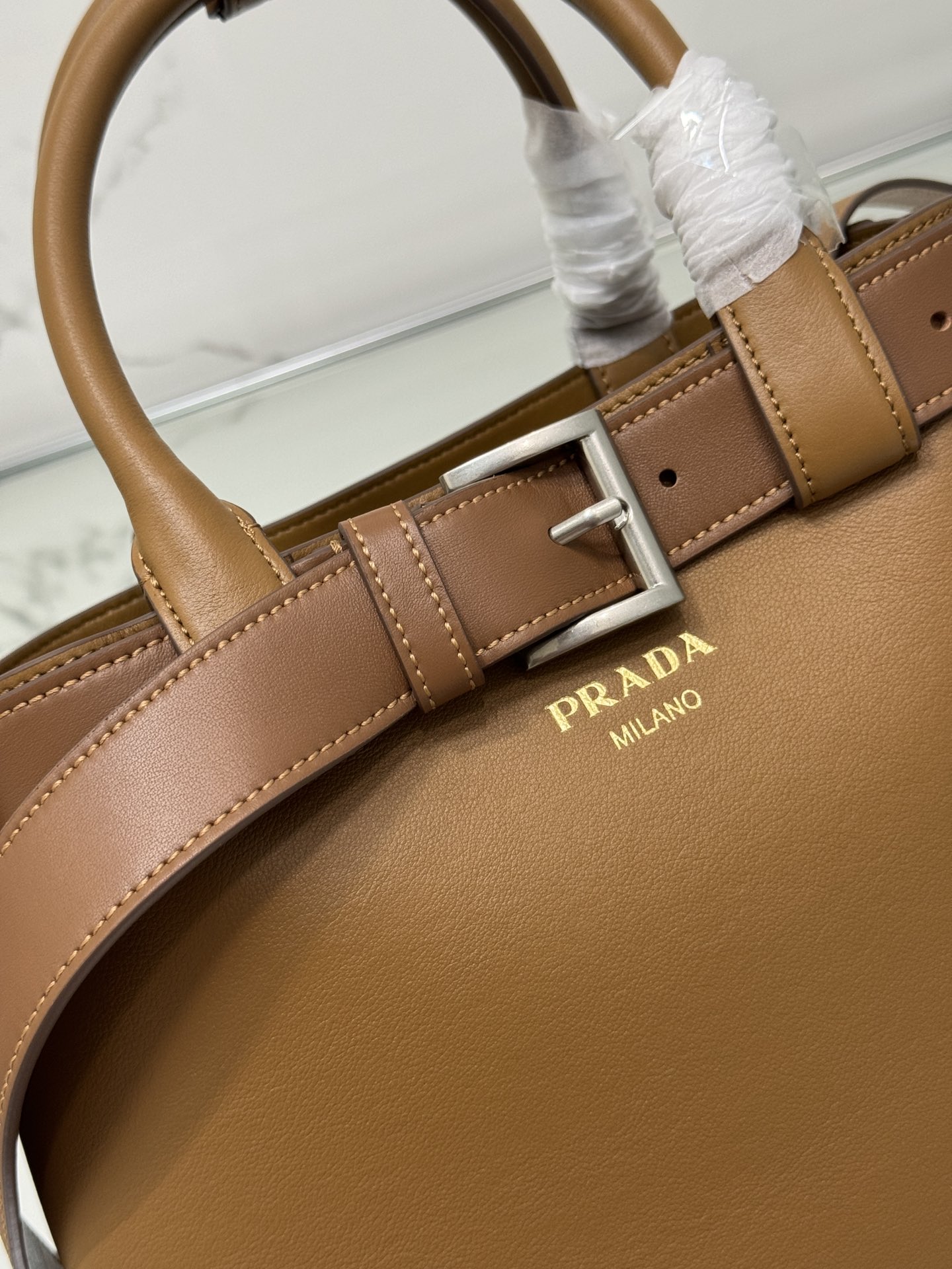 Pra*a double1ba434 bag-32Ｘ23Ｘ11cm
