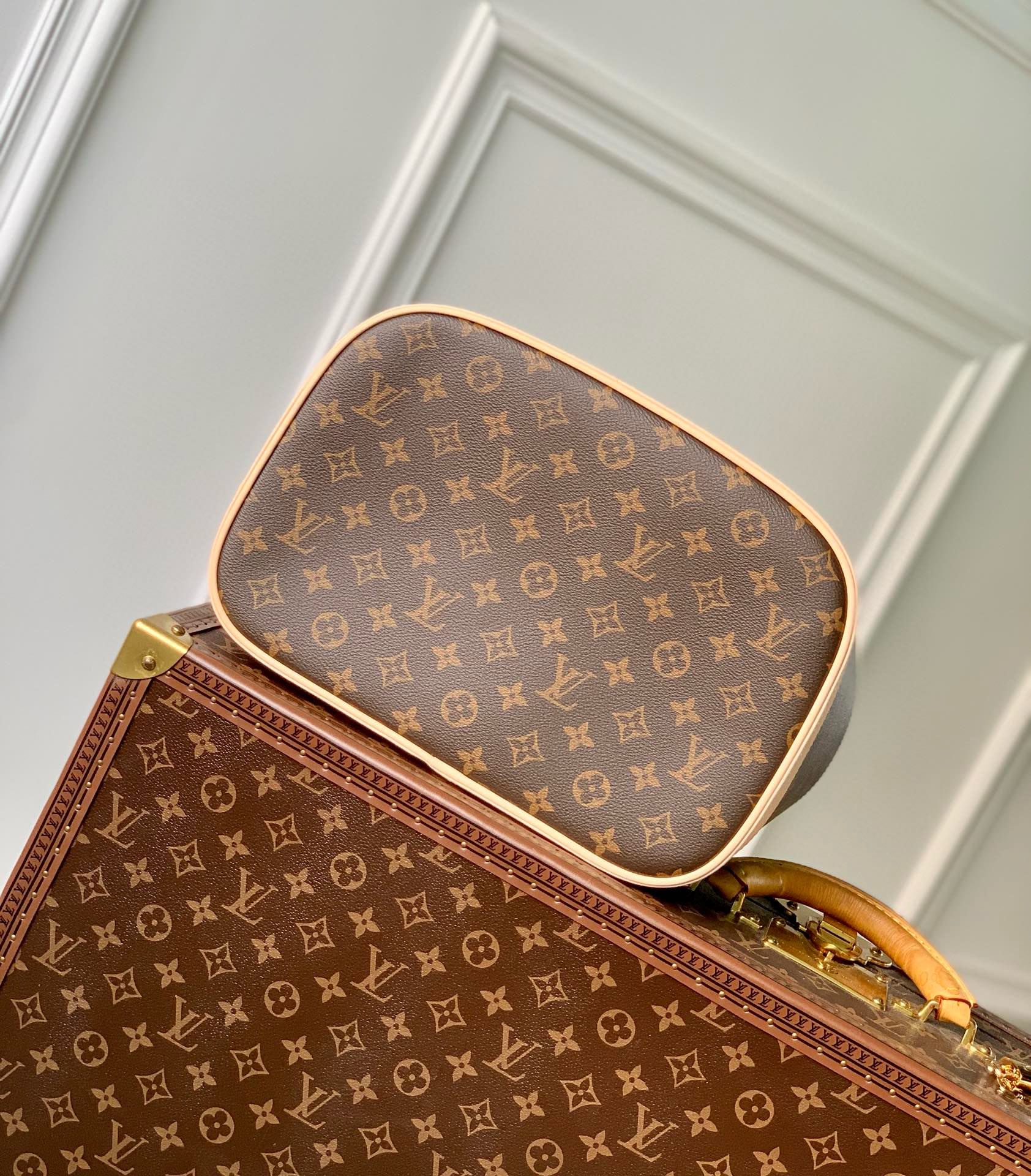l0*is V*t0n cosmetic bag-m47280-31.5 x 20.0 x 21cm