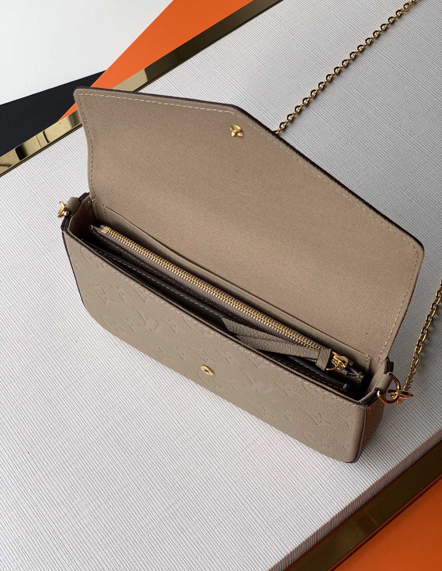 l0*is V*t0n m83589 pochette félicie wallet -21*12*3cm