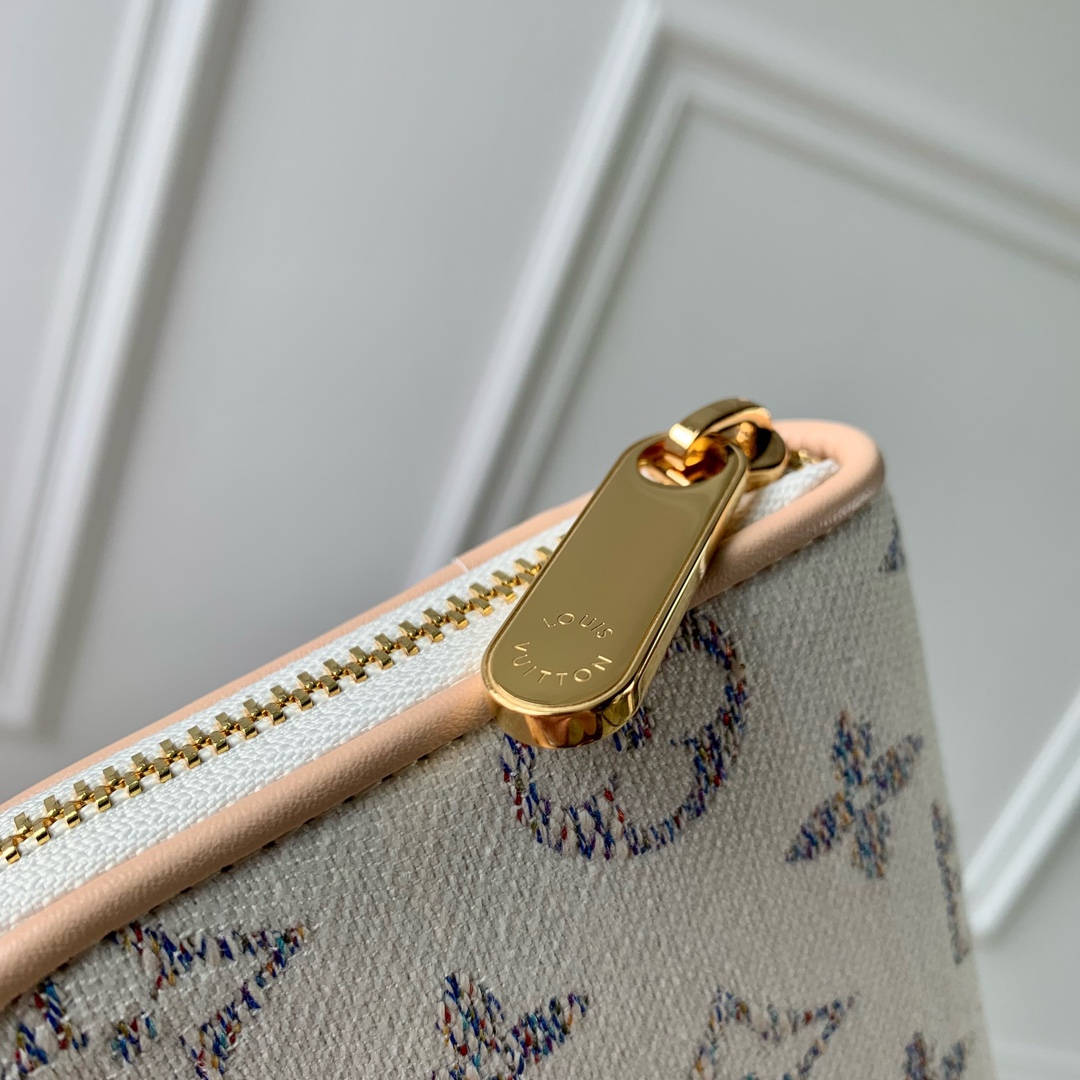 l0*is V*t0n wallet m83456-19.5 x 10.5 x 2.5cm