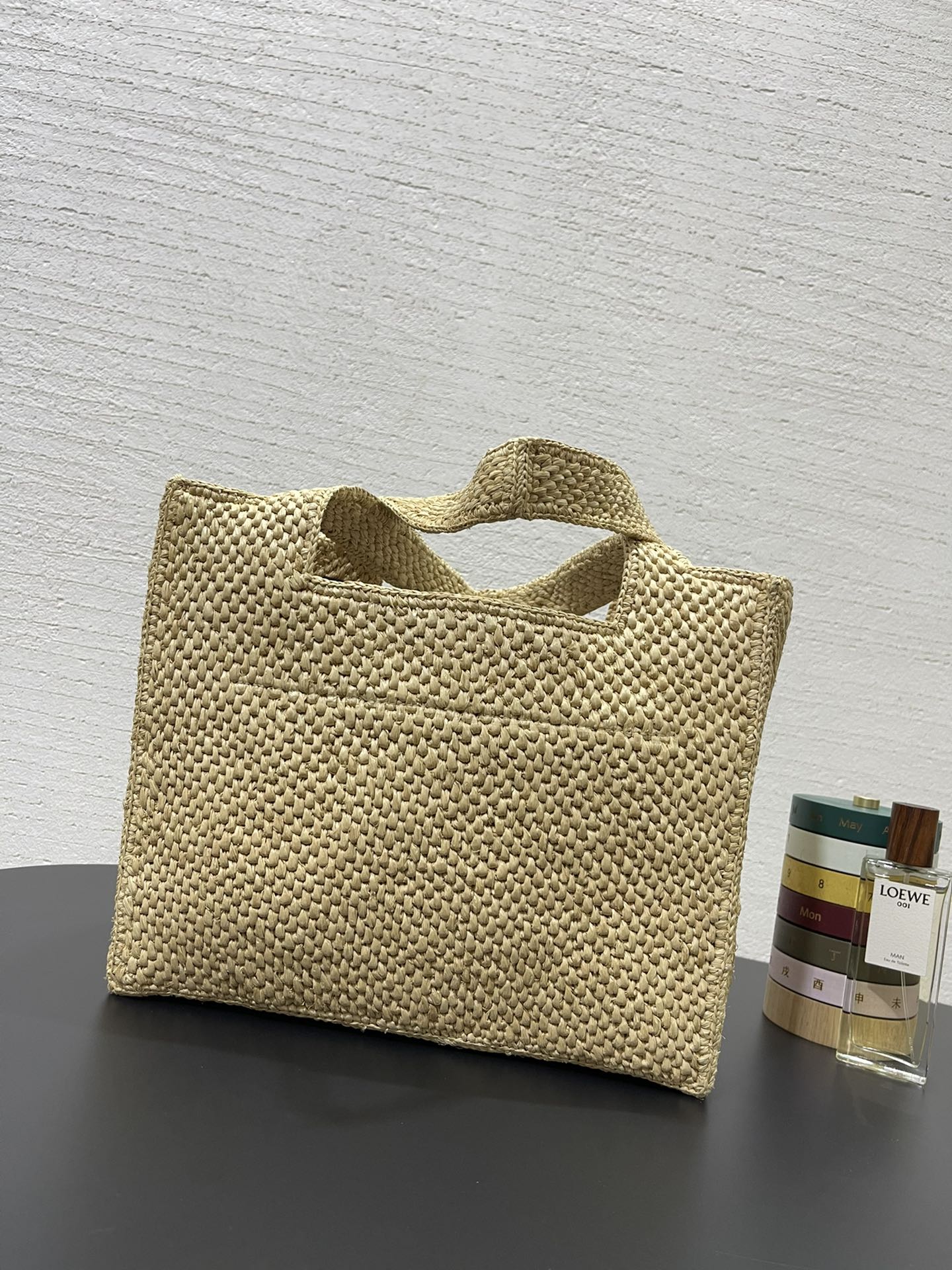 L0ew* raffia font tote bag-30✕15✕25.5cm