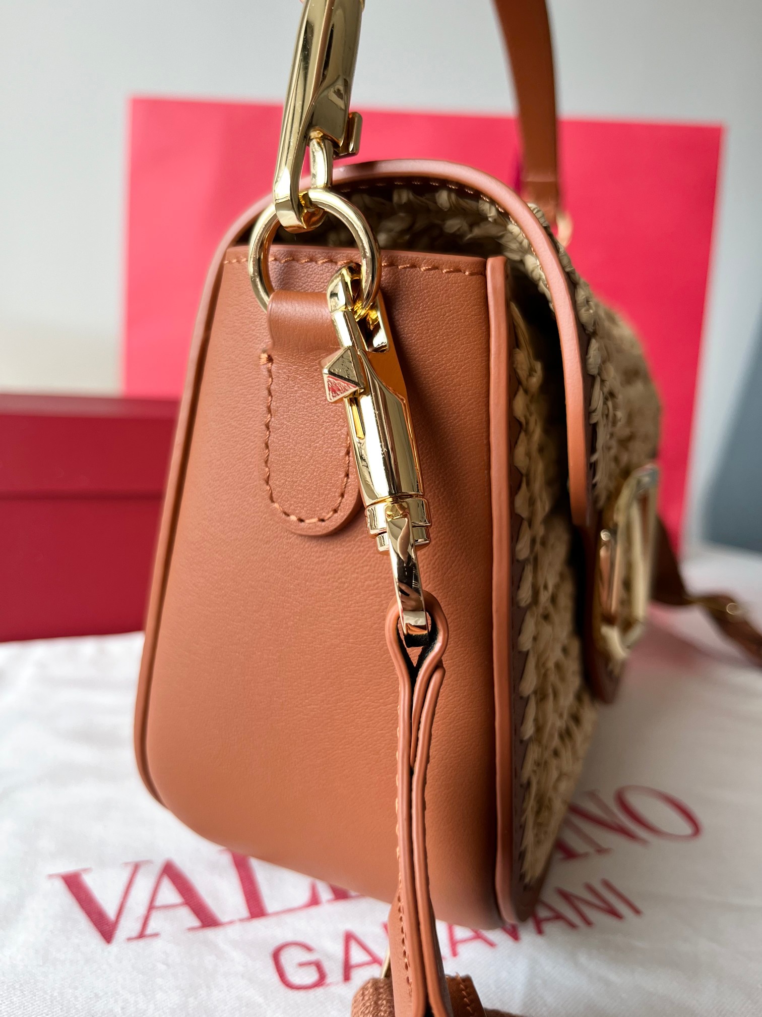 Va1e*ntin0 garavani alltime bags-23.5*18*8cm