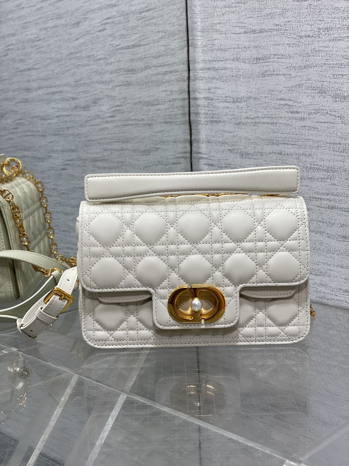 small D*or jolie top handle bag-22*8*14cm