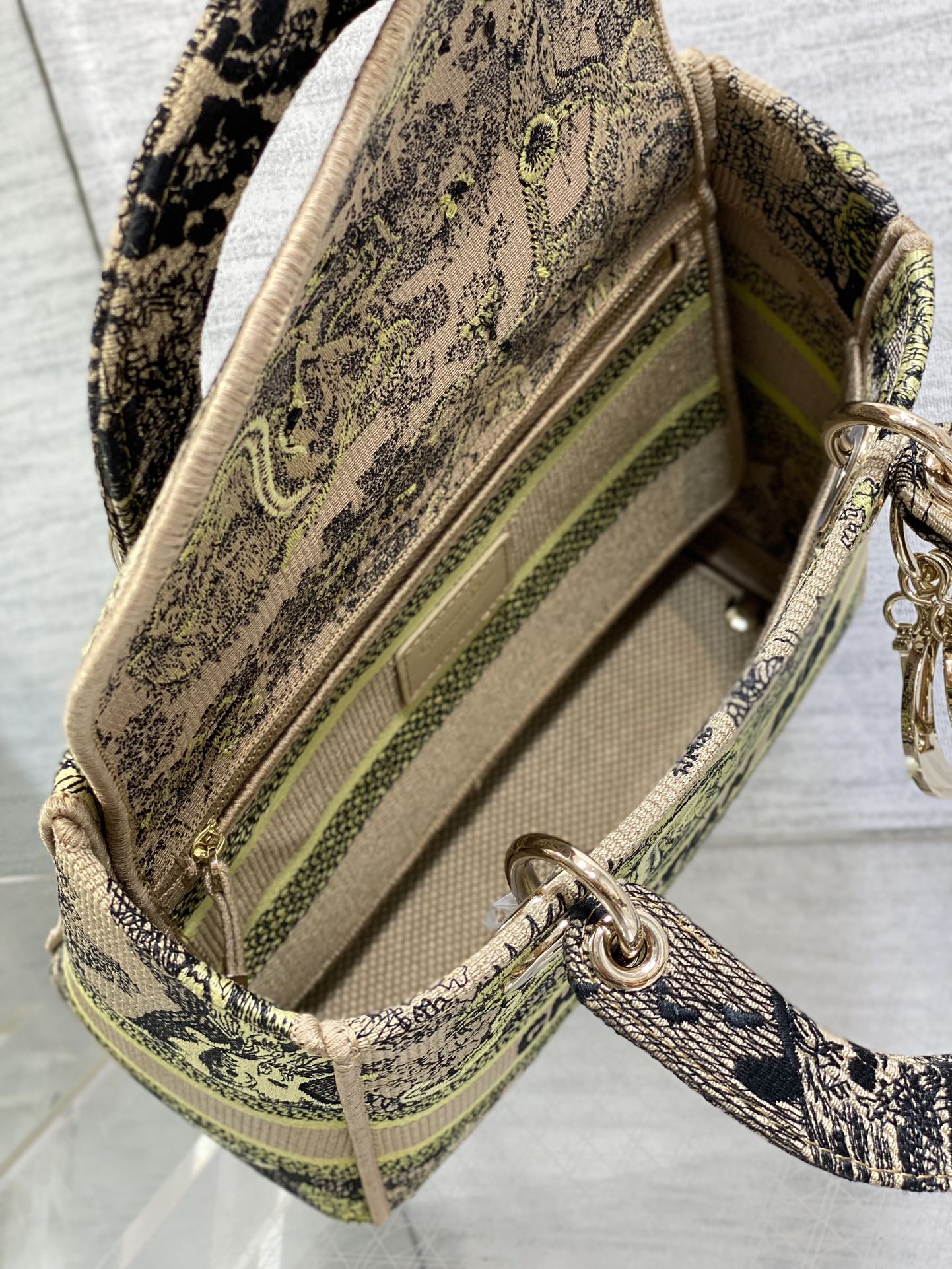 lady D*or handle bag-24cm