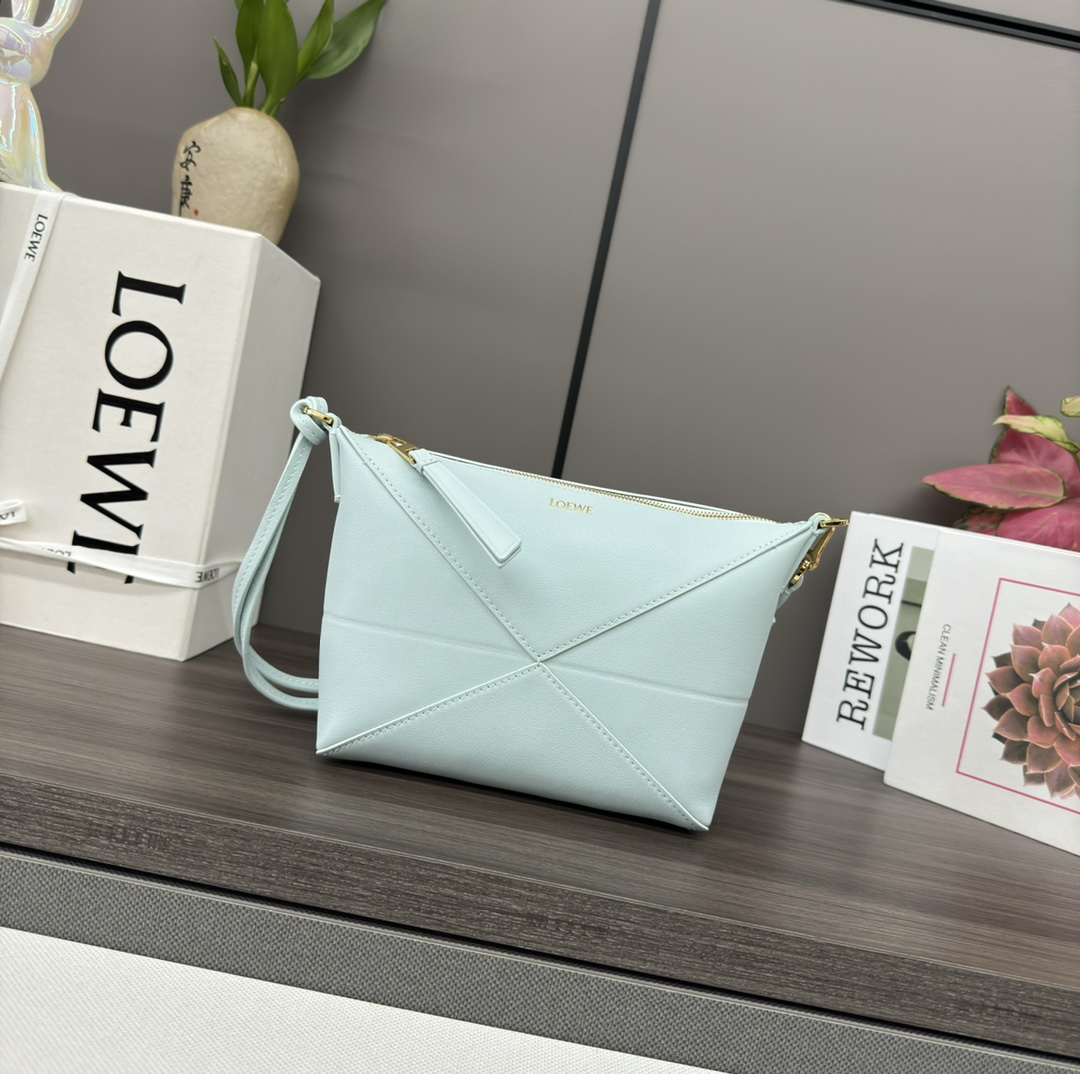 L0ew* puzzle fold pouch-23*6.5*15.5cm