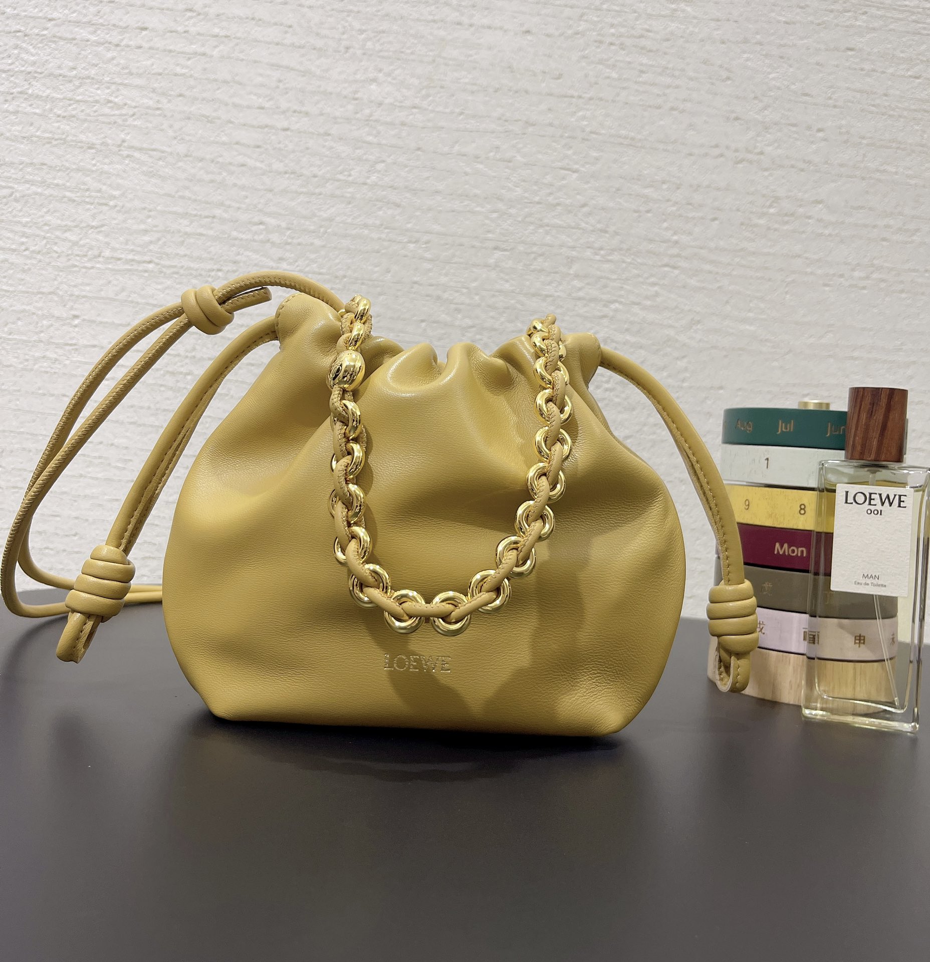 L0ew* flamenco purse 23*5.5*17cm