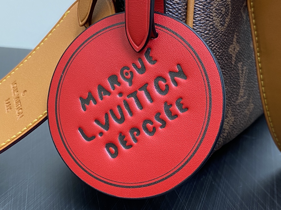 l0*is V*t0npochette accessoire xl m11623-28*16.5*9cm