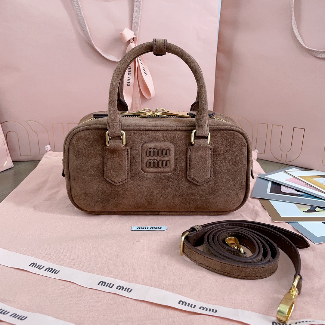 M*um*u top handbags-22x10.5x7.5cm