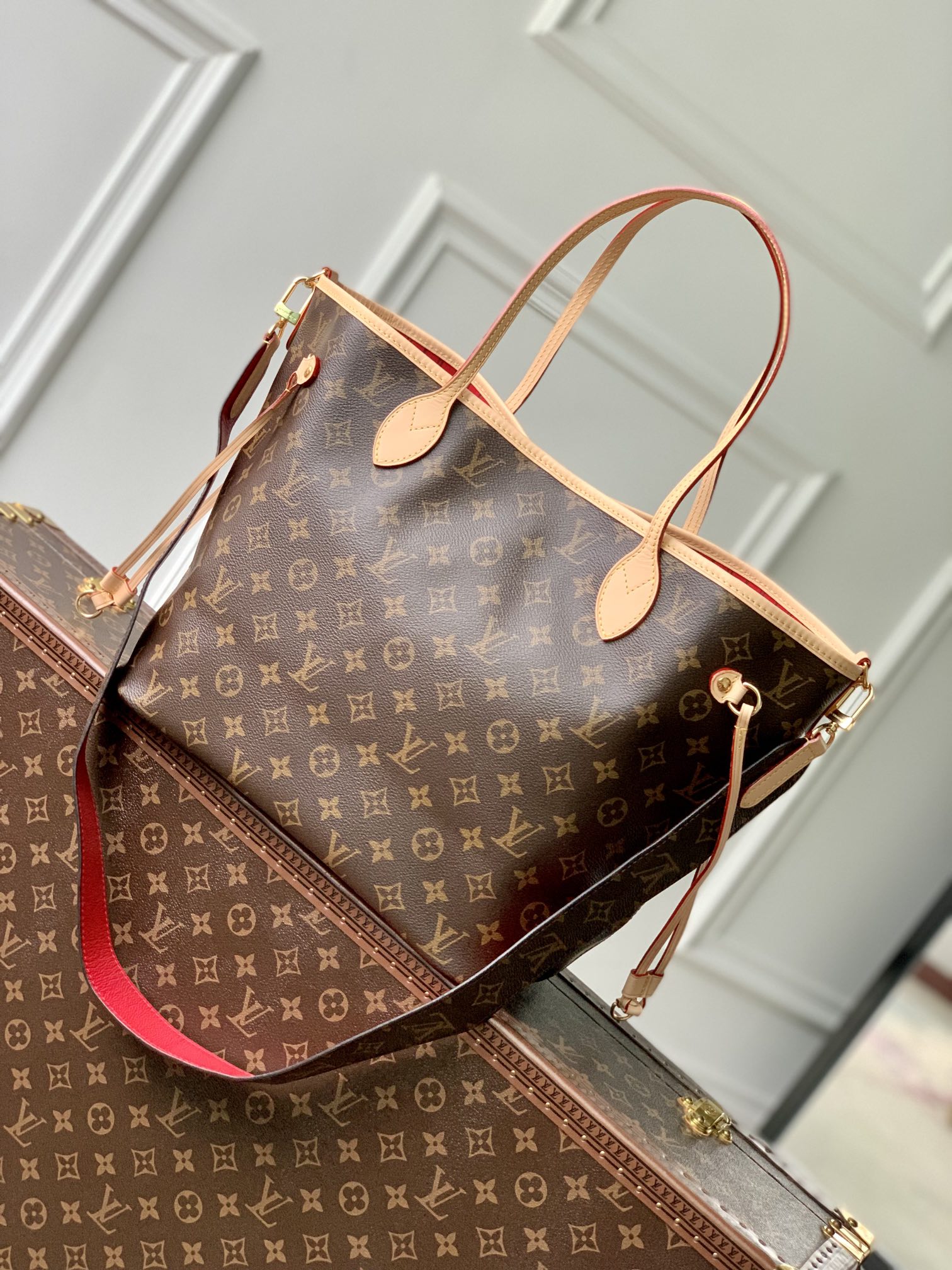 l0*is V*t0n neverfull mm-m12096-31×29×14cm