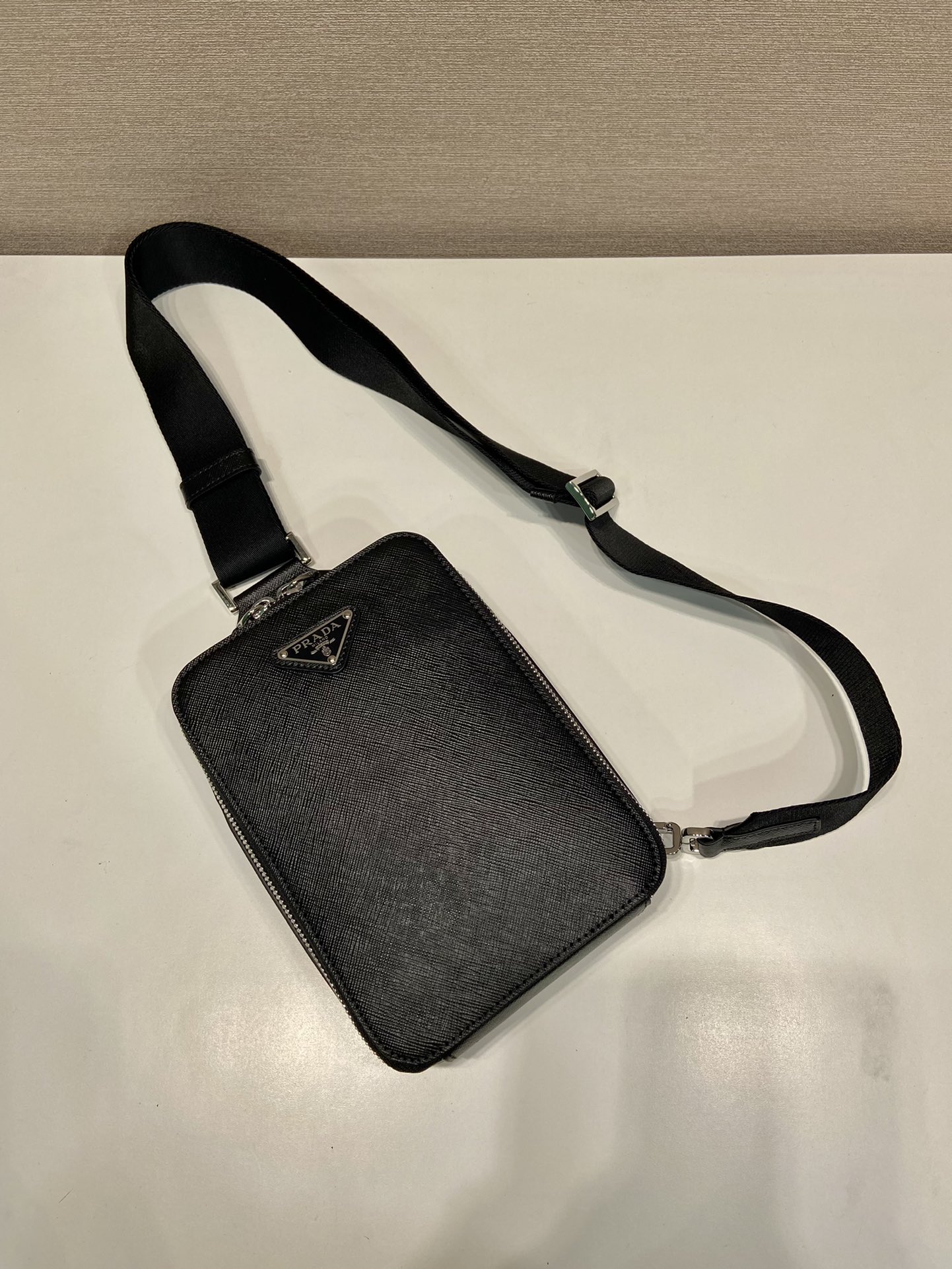 Pra*a 2vz106 Pra*a brique saffiano leather bag-14*20*5cm