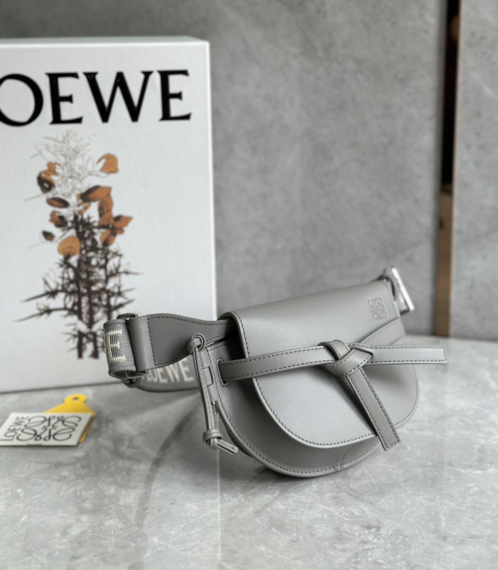 L0ew* mini puzzle gatedual bag-21*12.5*9cm