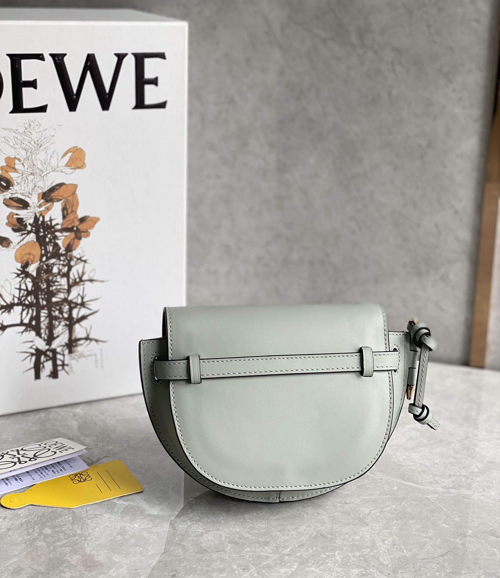 L0ew* mini puzzle gatedual bag-21*12.5*9cm
