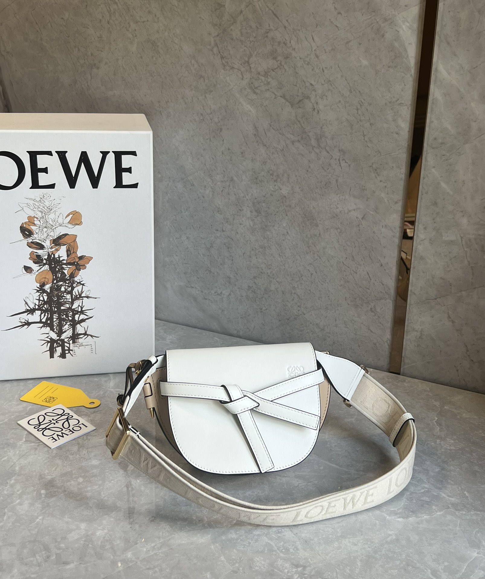 L0ew* mini puzzle gatedual bag-21*12.5*9cm