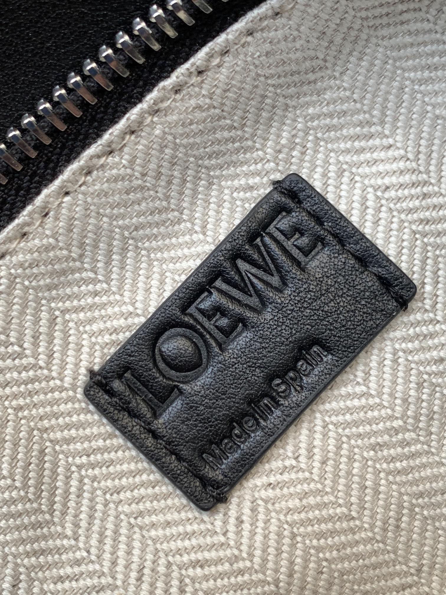 L0ew* puzzle waist bag-24*16*10.5 cm