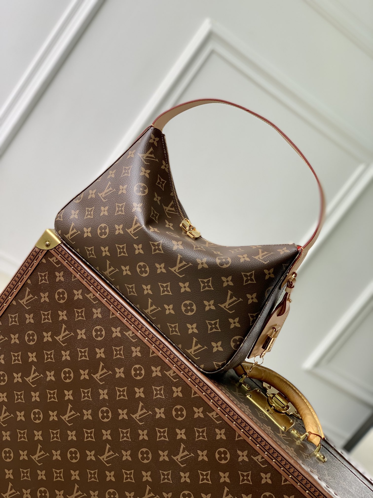l0*is V*t0n slouchy bag-22 x 9 x 33cm