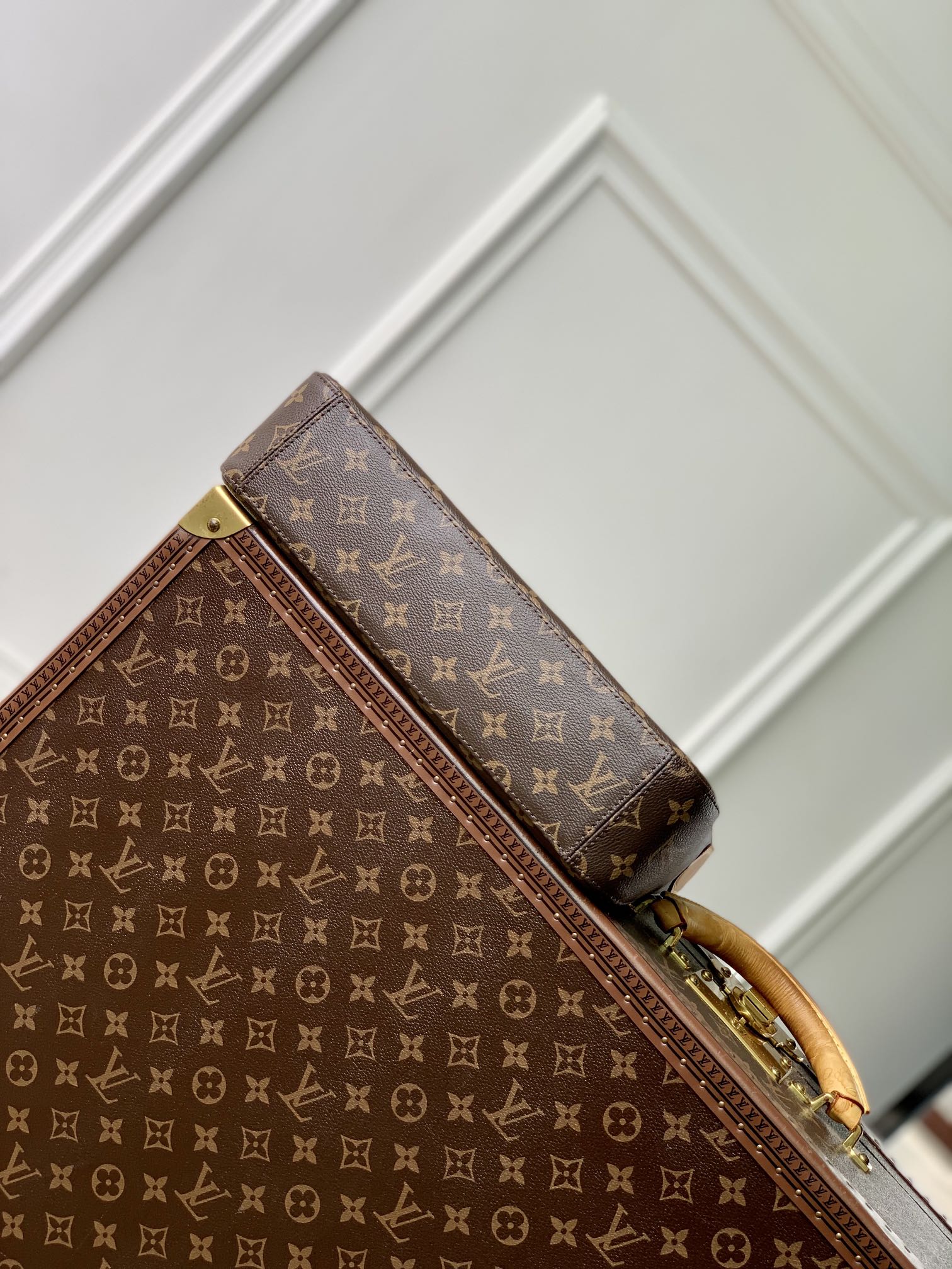 l0*is V*t0n slouchy bag-22 x 9 x 33cm