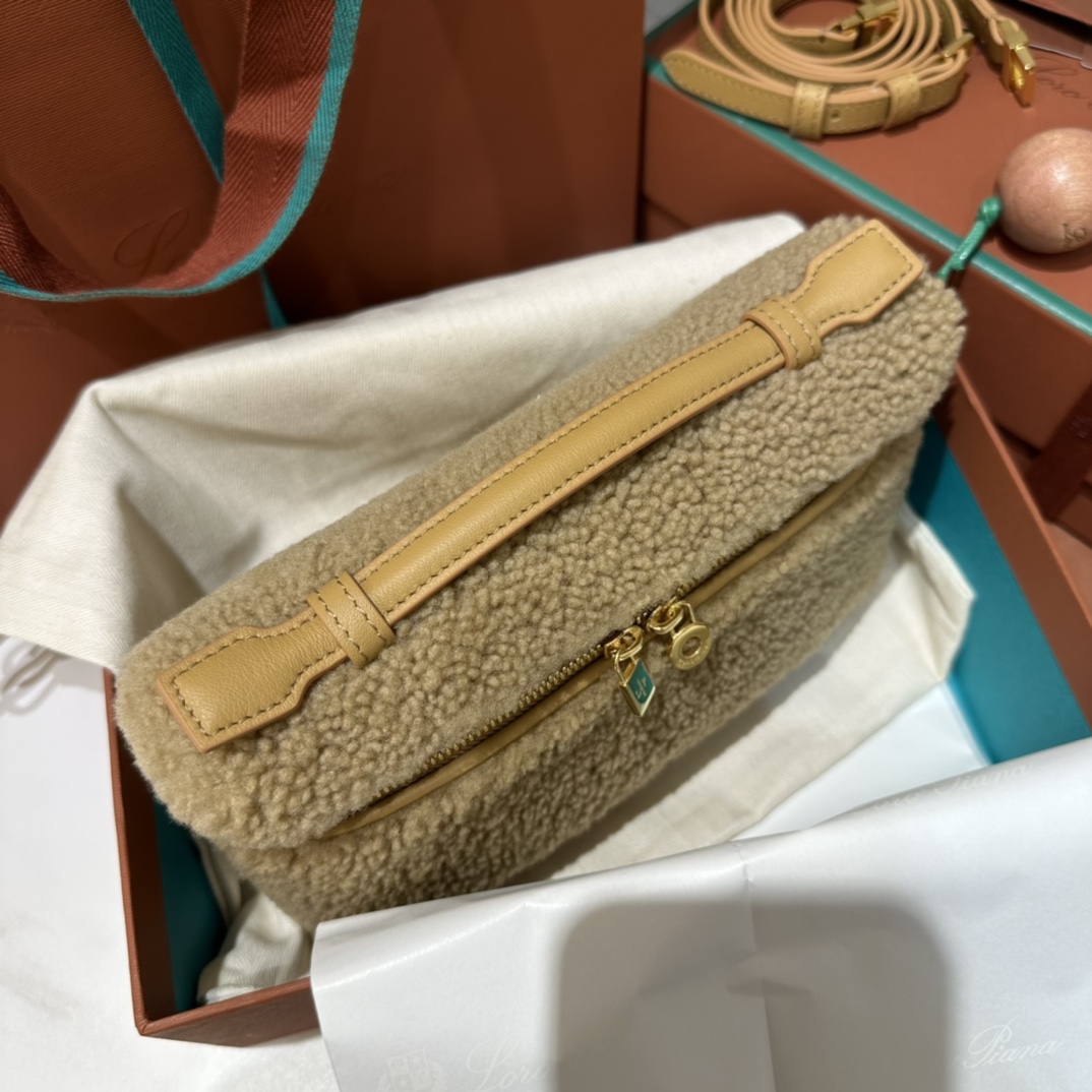 L**o p*ana extra pocket l19-16*27*10cm