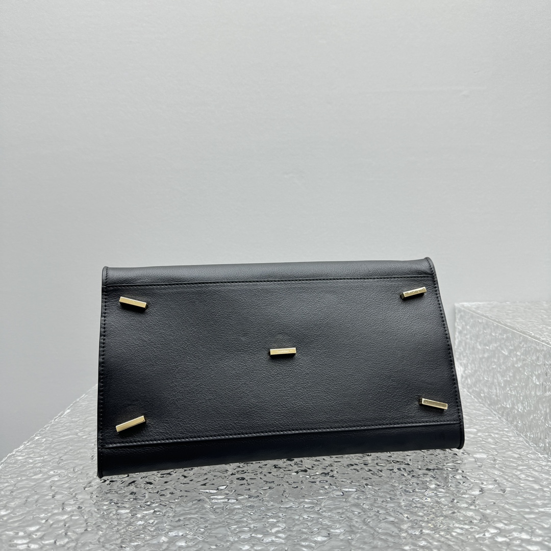 Ferragamo Top-handle Bag-32*22*14CM