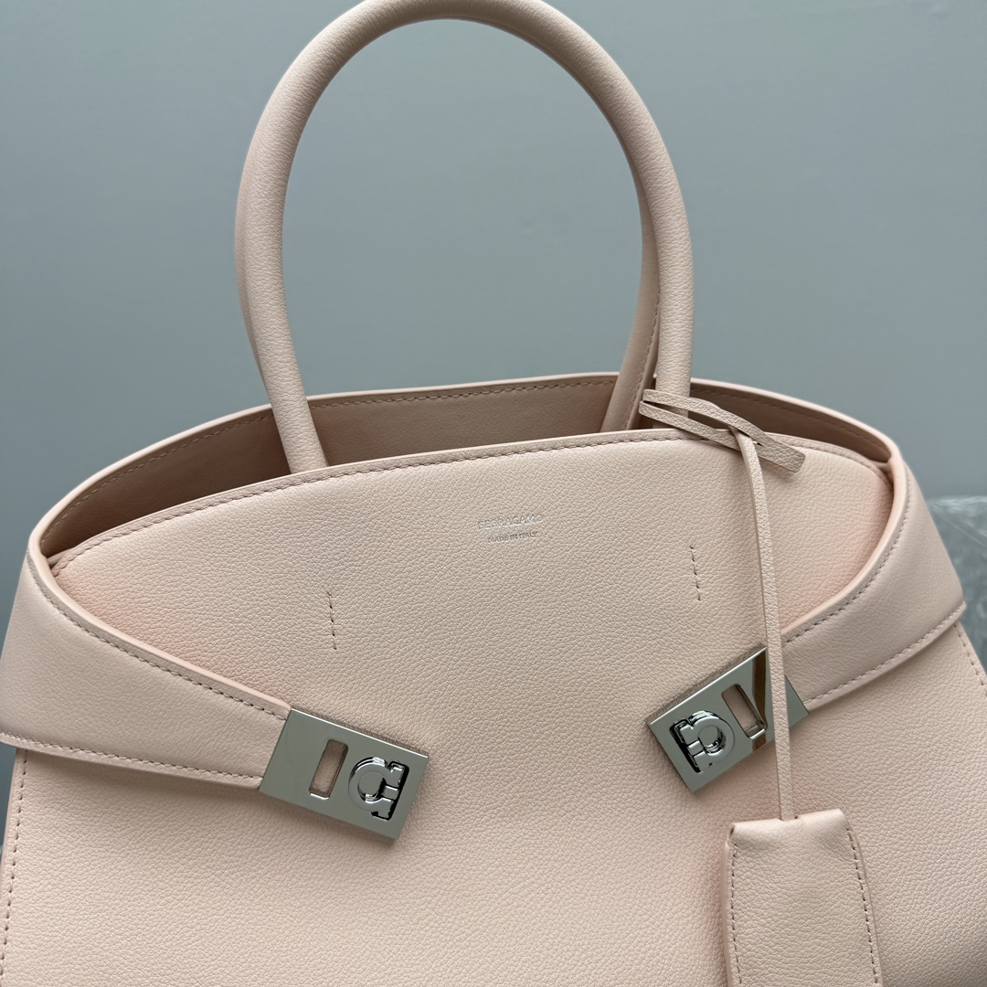 Ferragamo Top-handle Bag-32*22*14CM