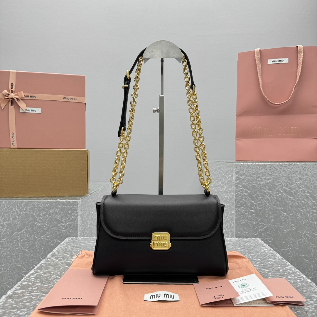 M*um*u leather shoulder bag -25*8*15cm