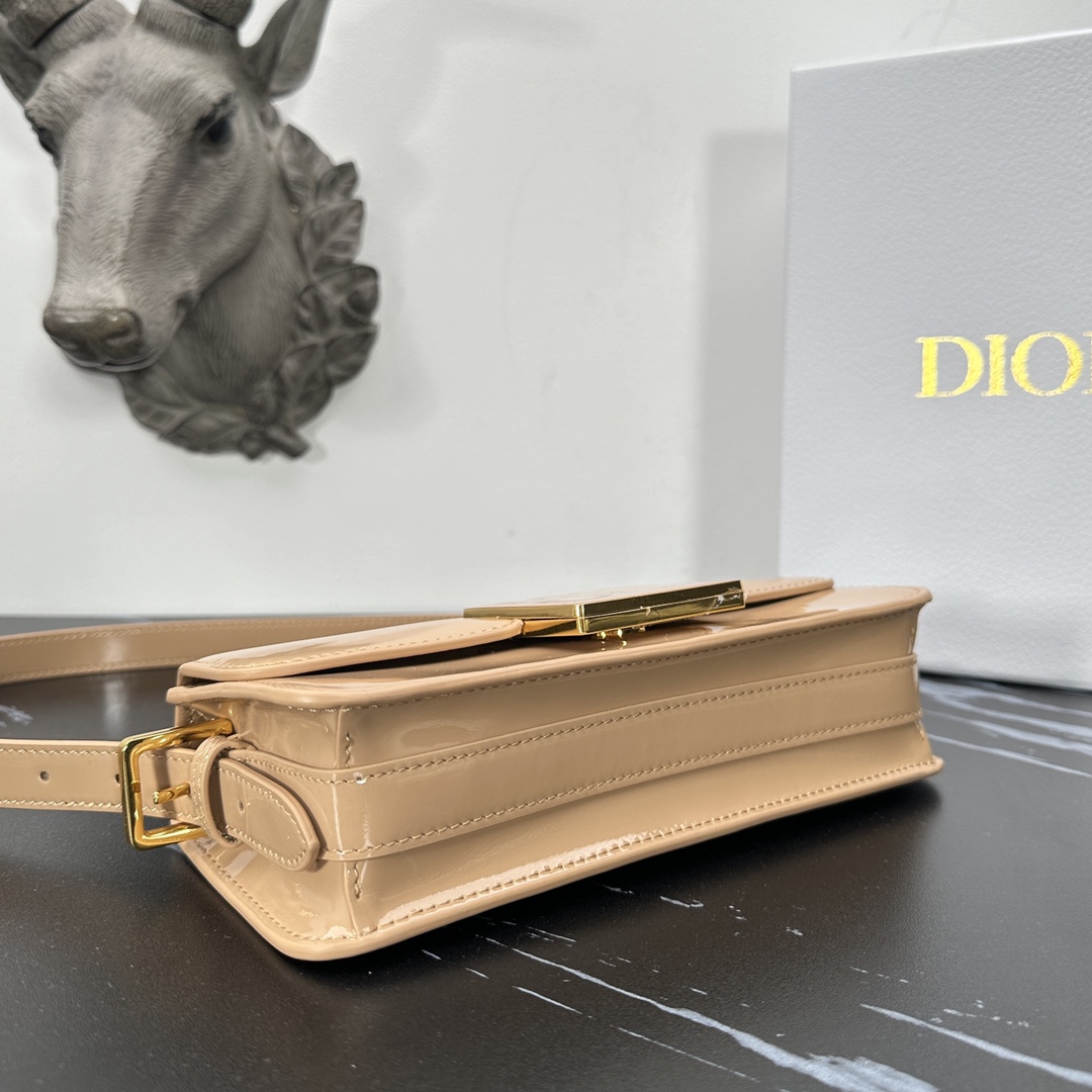 D*or miss D*or allover bag-22*11*6cm