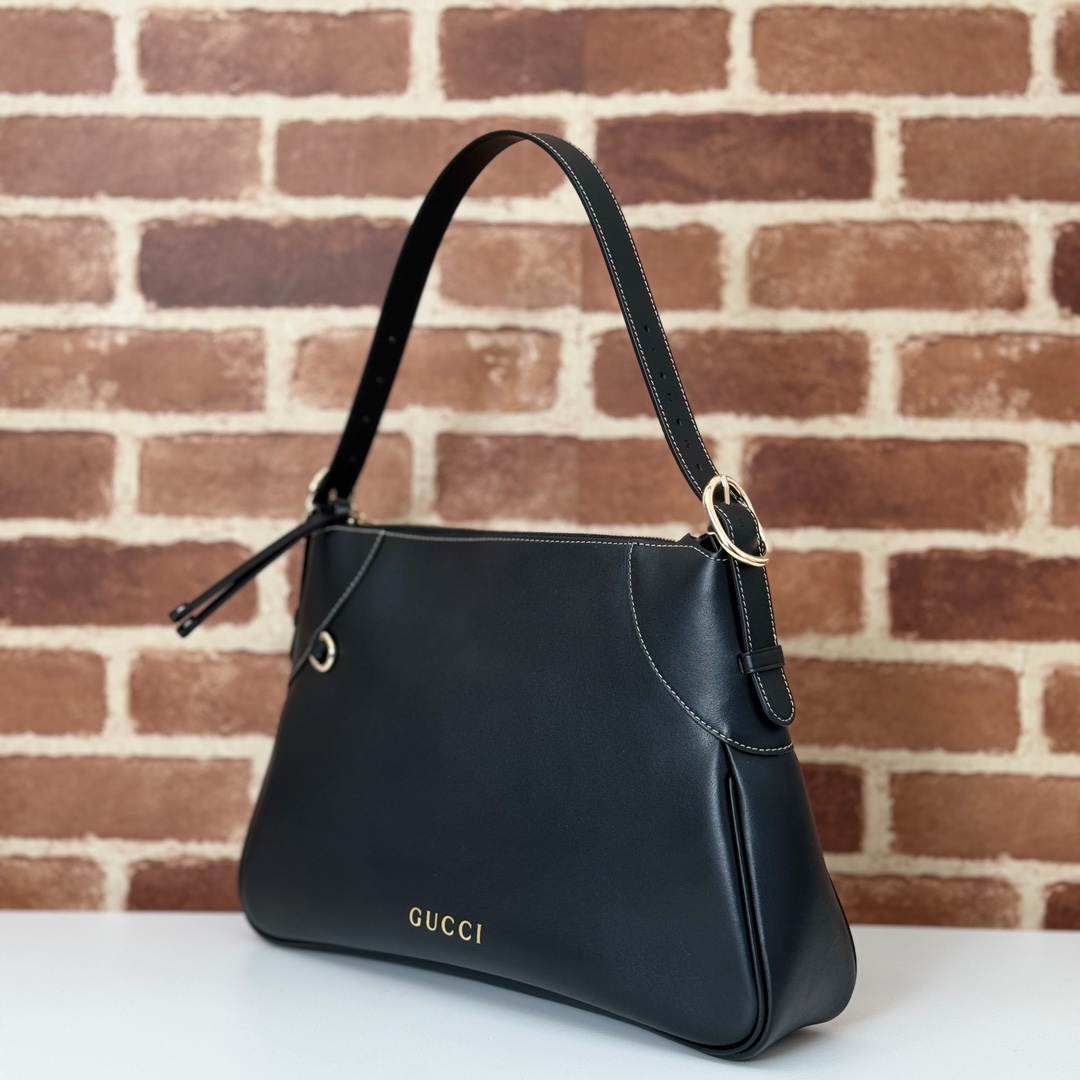 Gvc*1 gg emblem bag-36*23.5*7.5cm