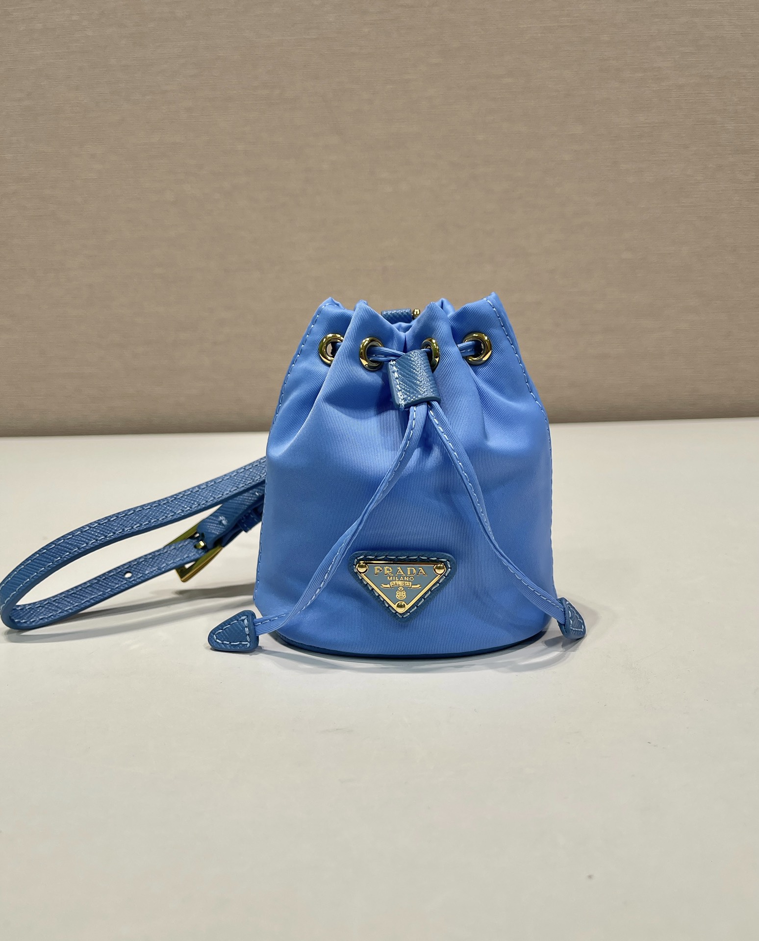 Pra*a 1tt202 re-nylon mini bag-8.5*10.5cm