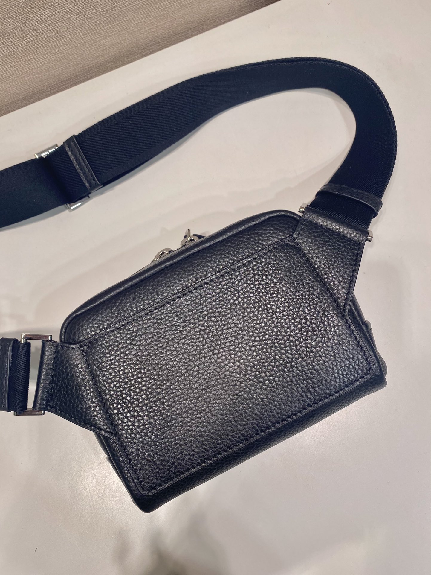 Pra*a Pra*a leather shoulder bag-2vh184-19.5*13.5*6cm