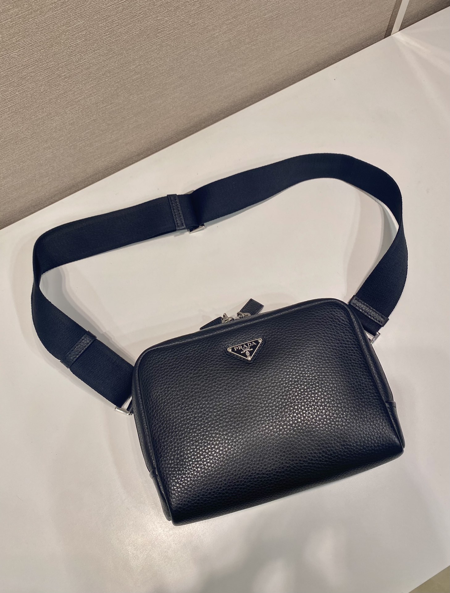 Pra*a Pra*a leather shoulder bag-2vh181-24*16.5*7cm