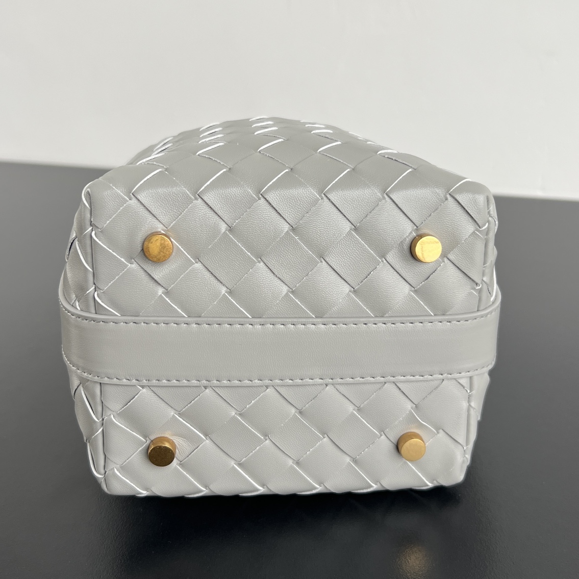 b0tt*ga Ven*ta bv wallace-17x13.5x5.3cm