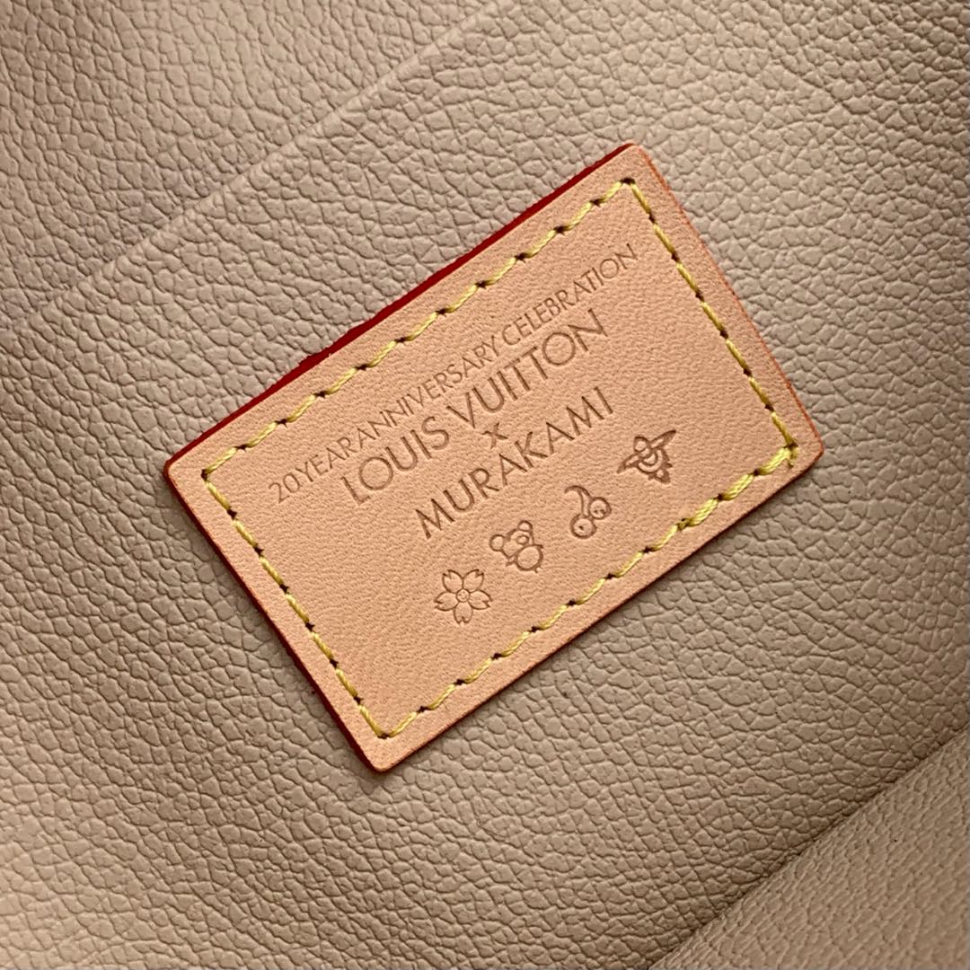 l0vis Vvtt0n nice cosmetic bag