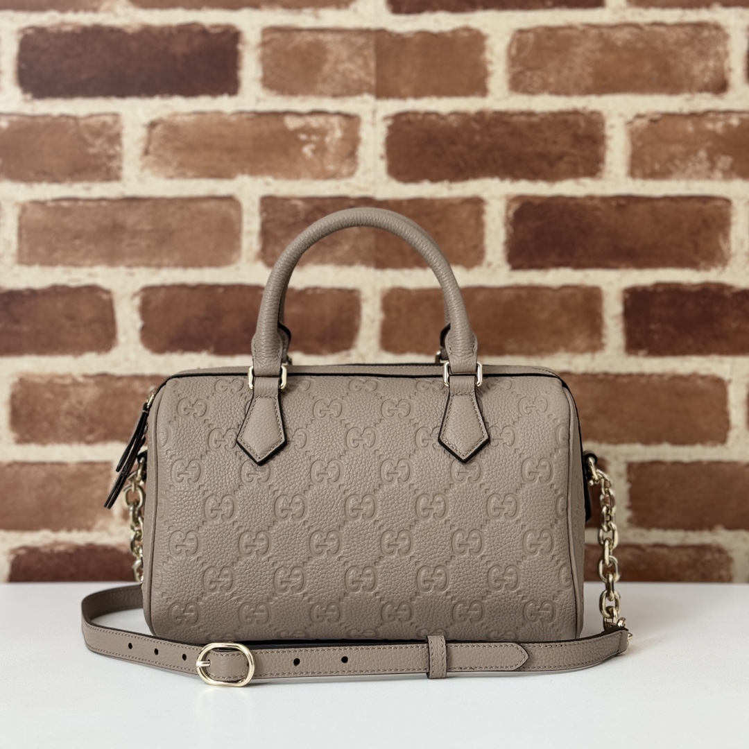 Gvc*1 emblem tote bag-25.5*16*14cm