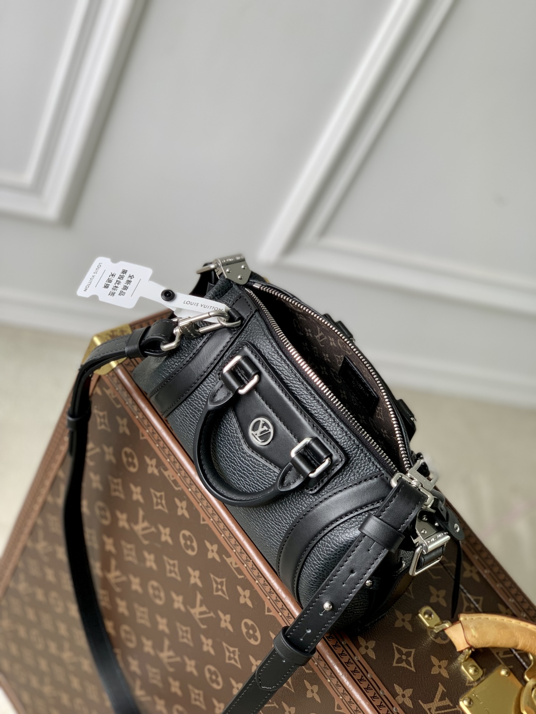 l0vis Vvtt0n nano lv rider handbags -10 x 10 x 23cm