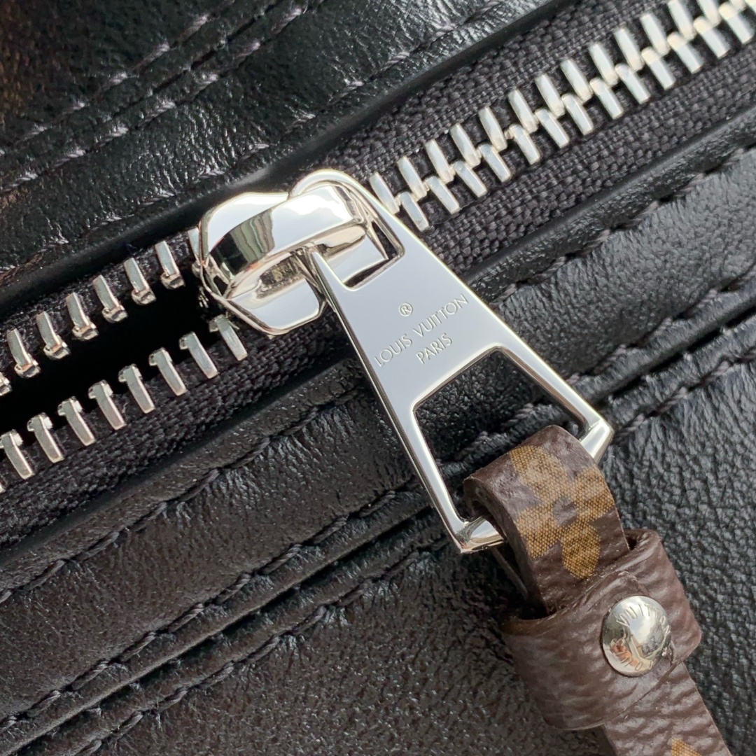 l0vis Vvtt0n pochette vibe-10 x 7.5 x 25cm