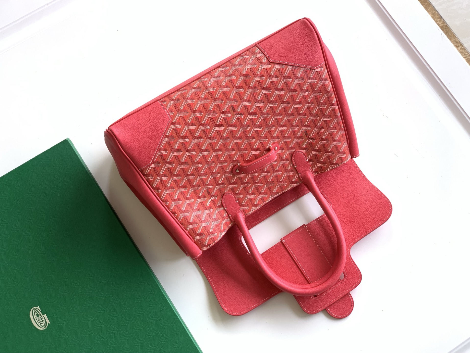 G09ard saigon vic tote-34×25×16cm