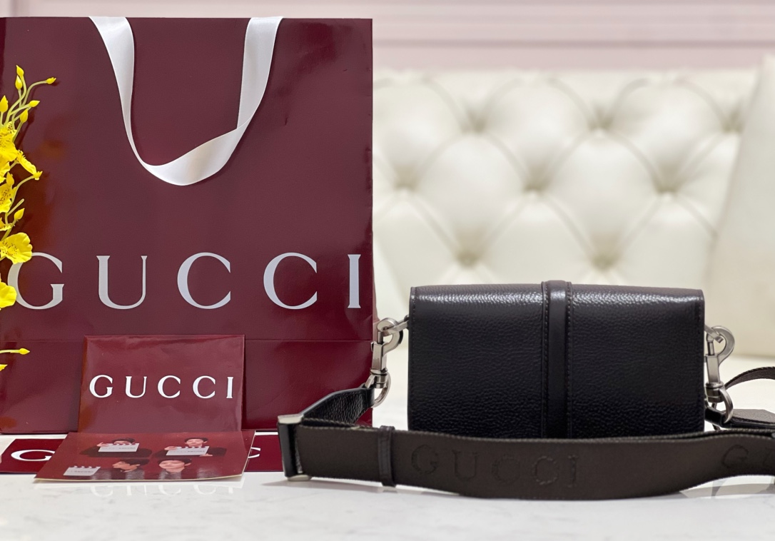 gv*c* bi-color gg S*per mini bag in beige and dark brown gg -20 × 13 × 5cm