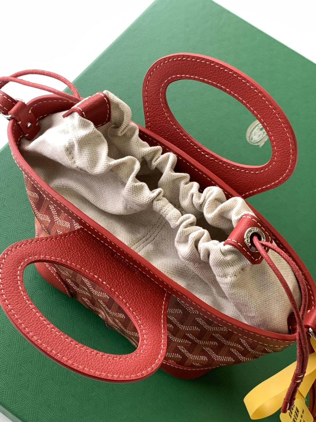 G09ard beluga bag-23x8x18.5cm