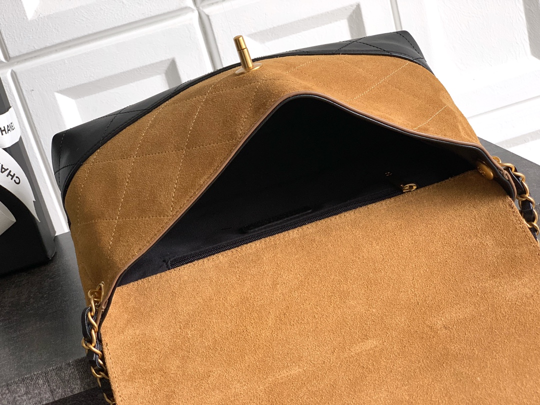 Ch@nel Flap Bag-18x29 x8CM