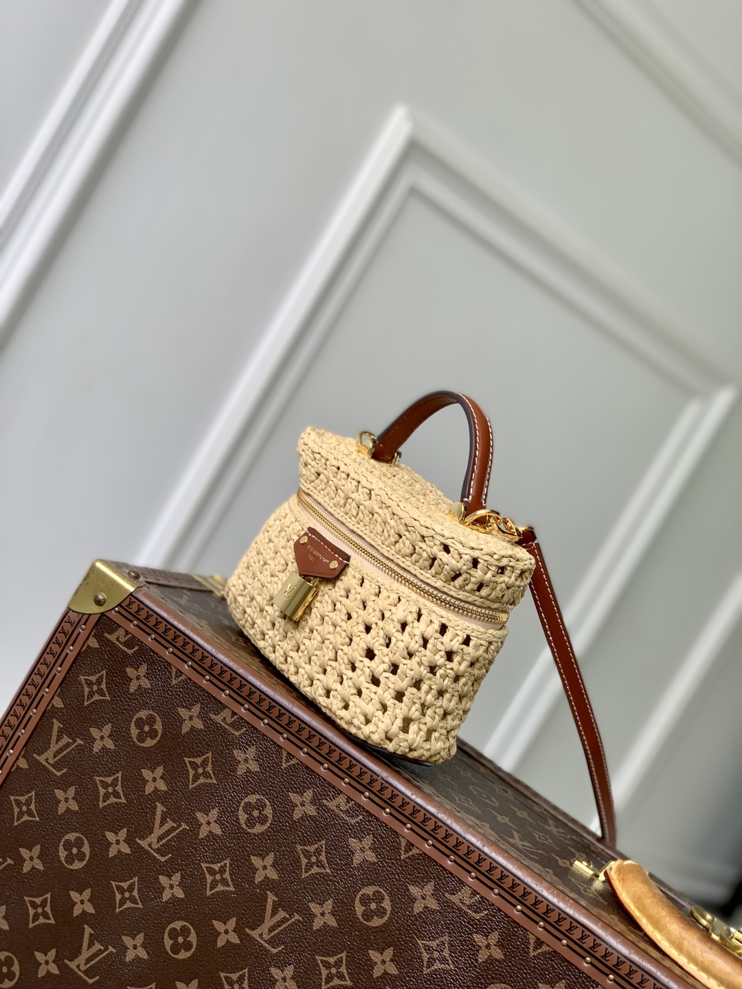l0vis Vvtt0n vanity chain pouch-11.5x6.5x19cm