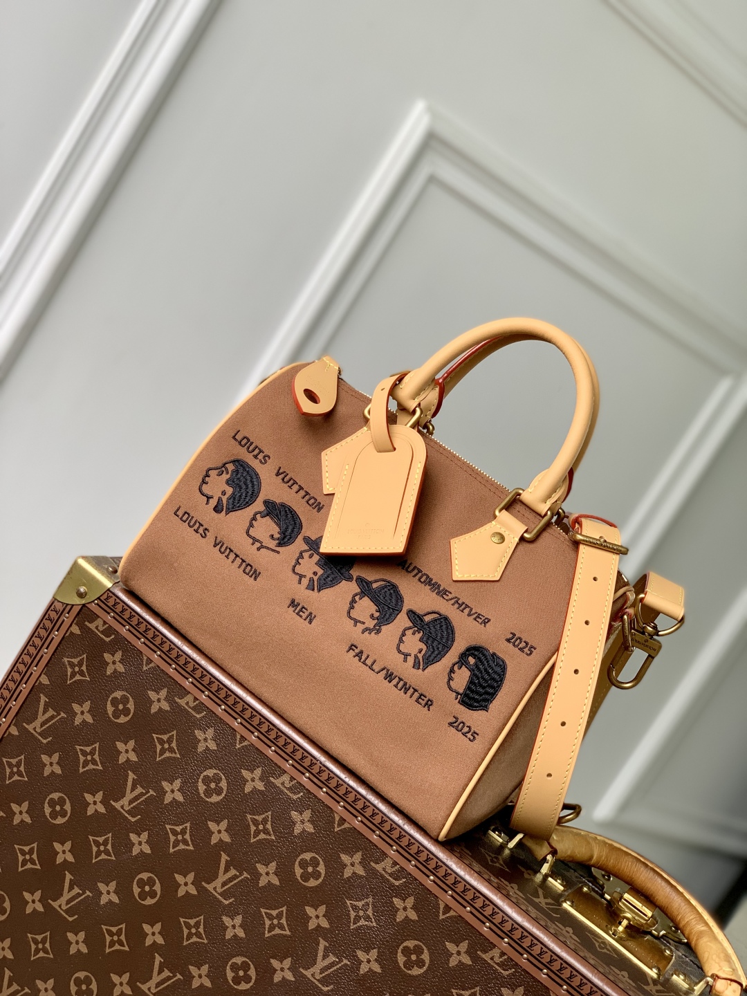 l0vis Vvtt0n speedy 25-25x 19 x 15cm