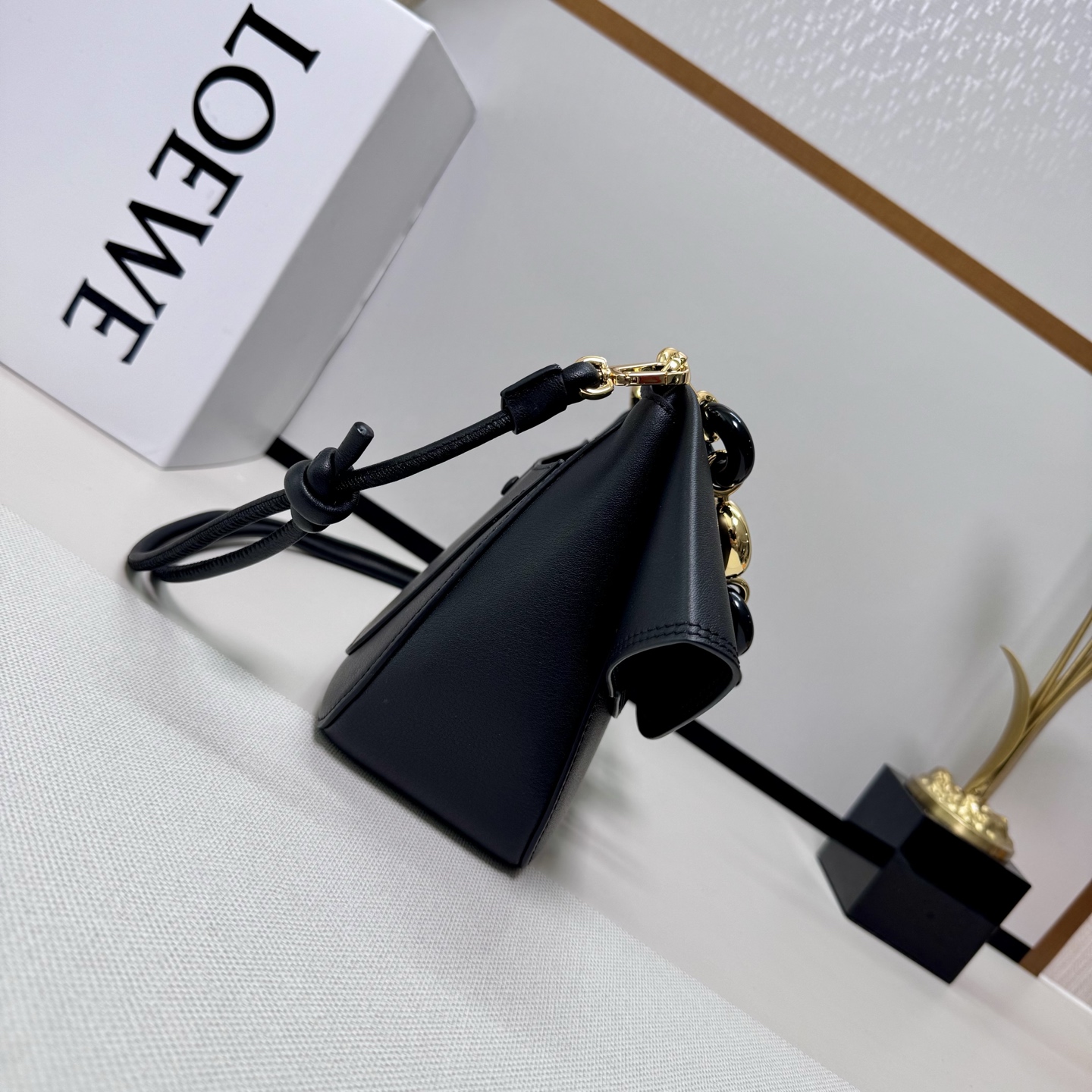 Lowee Ola Chain-Link Shoulder Bag-26*18*13CＭ