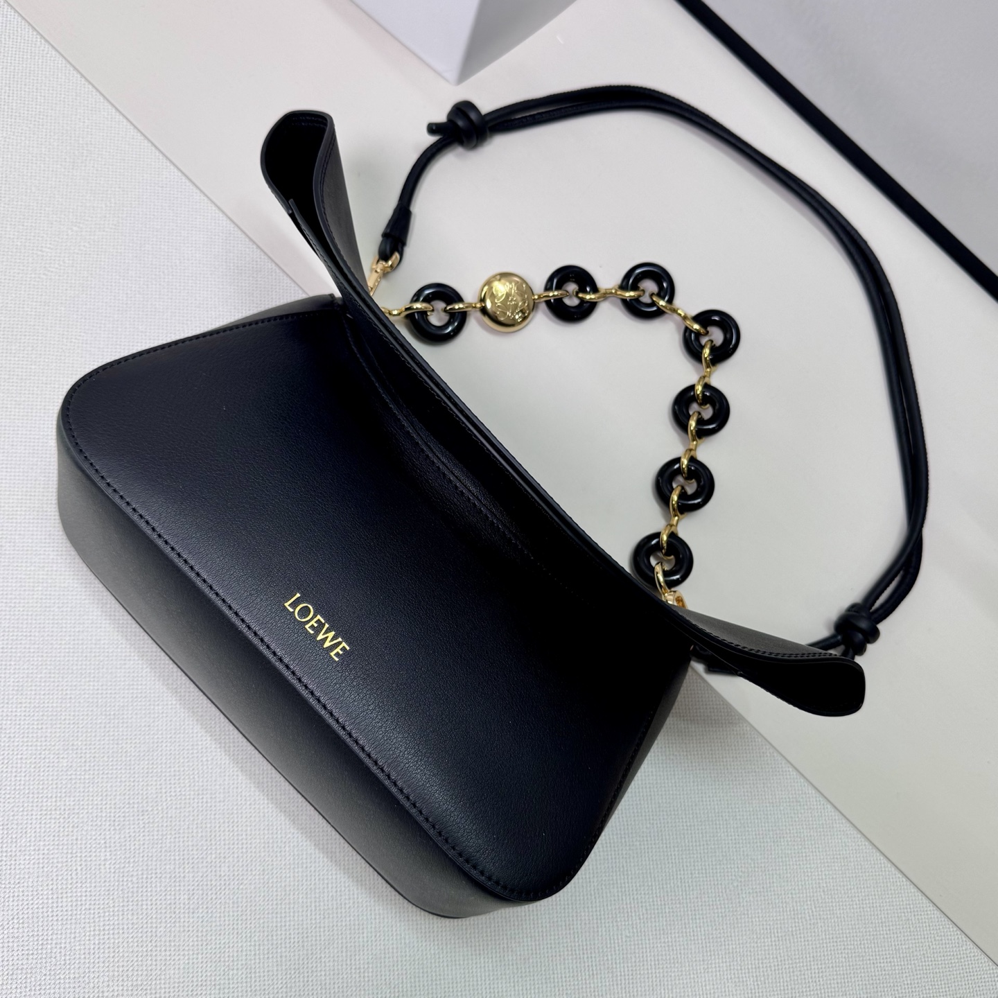 Lowee Ola Chain-Link Shoulder Bag-26*18*13CＭ