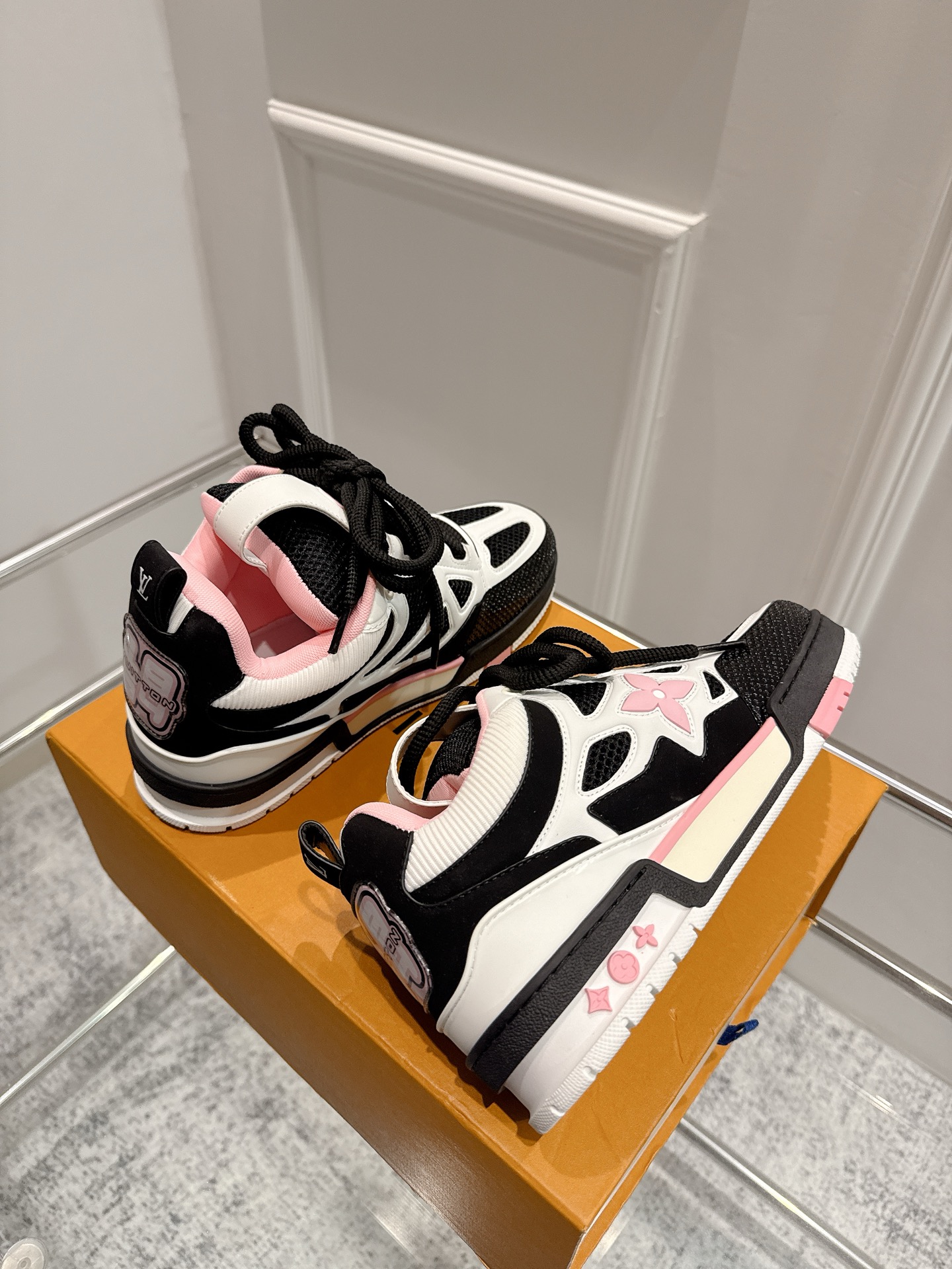 l0vis Vvtt0n skate sneaker(eu35-45)