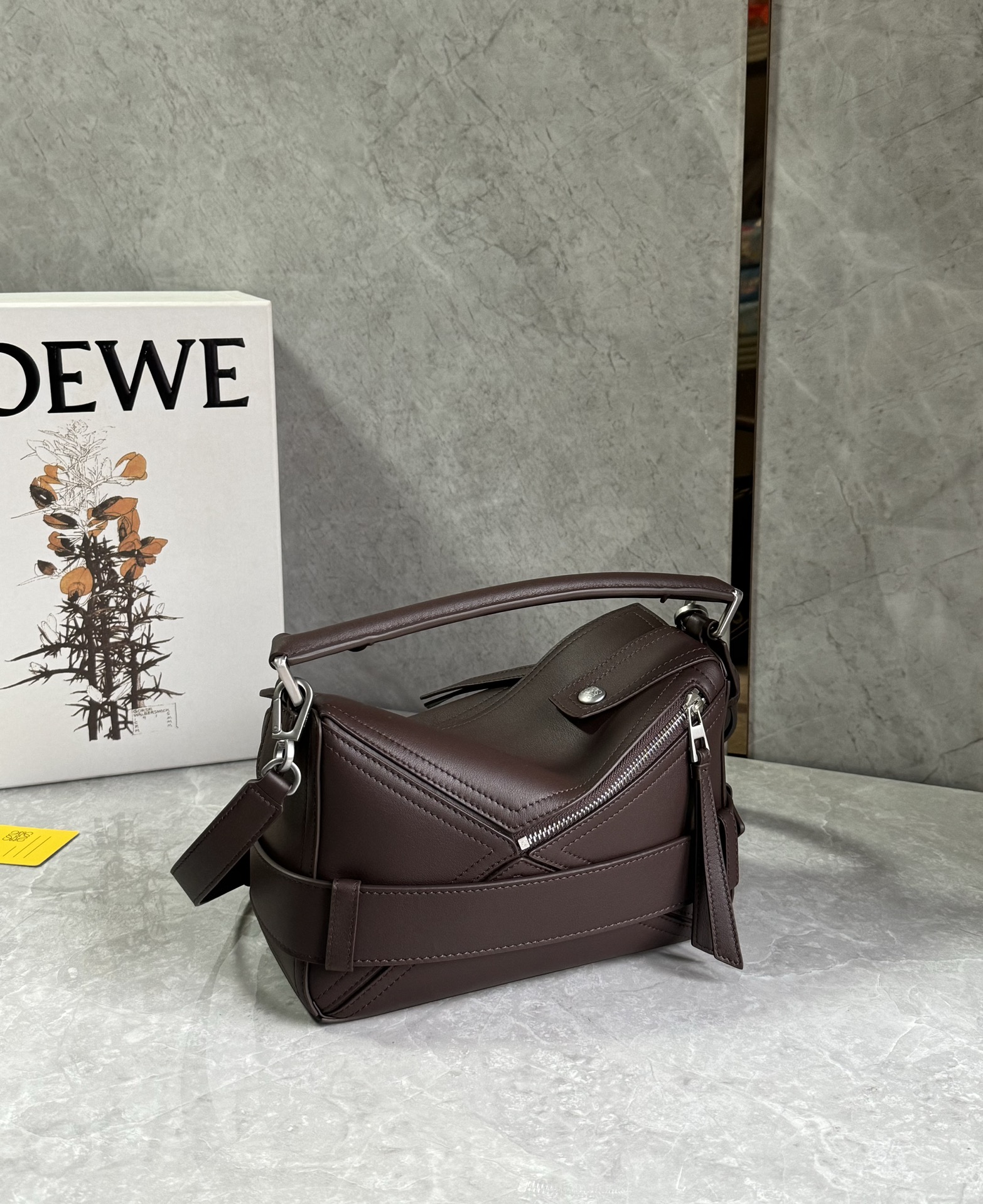 Lowee puzzle bag -24*10.5*16.5cm