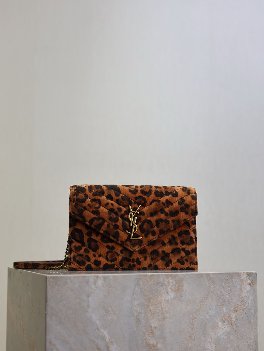 Y51 woc chain bag-19x11.5x4cm