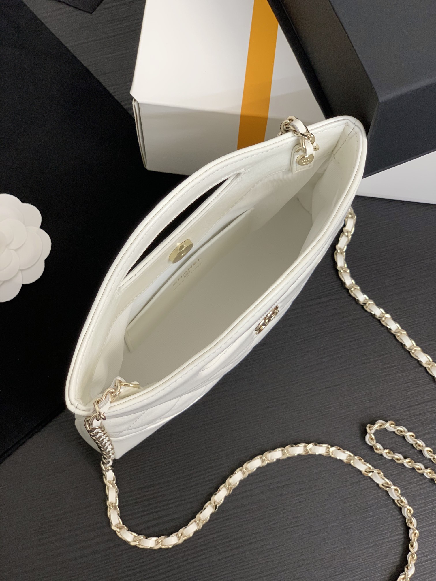 Ch@nel Nano 31 Bag-20.5*17.5*4CM
