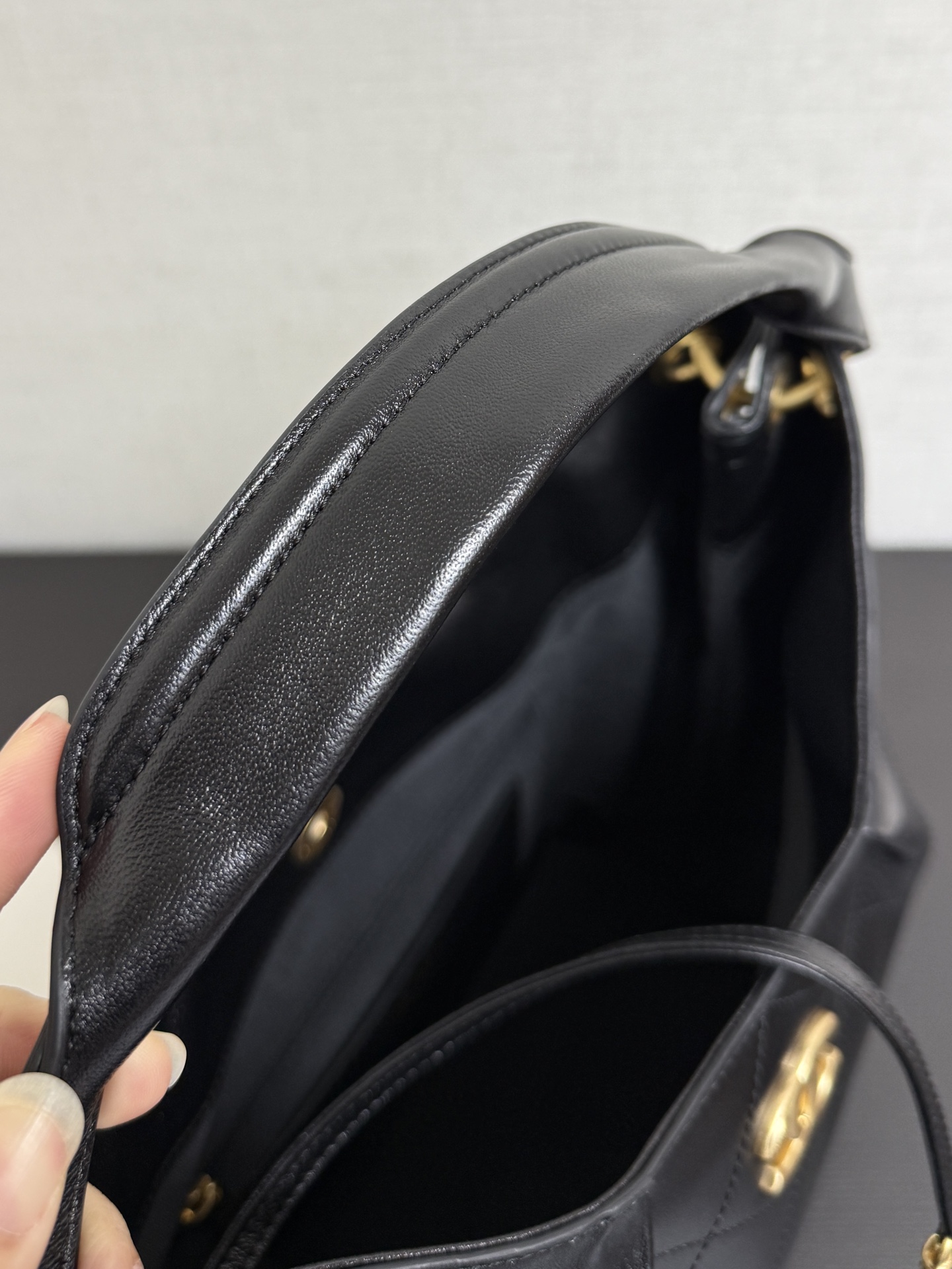 Ch@nel Hobo Handbag-32*20*9CM