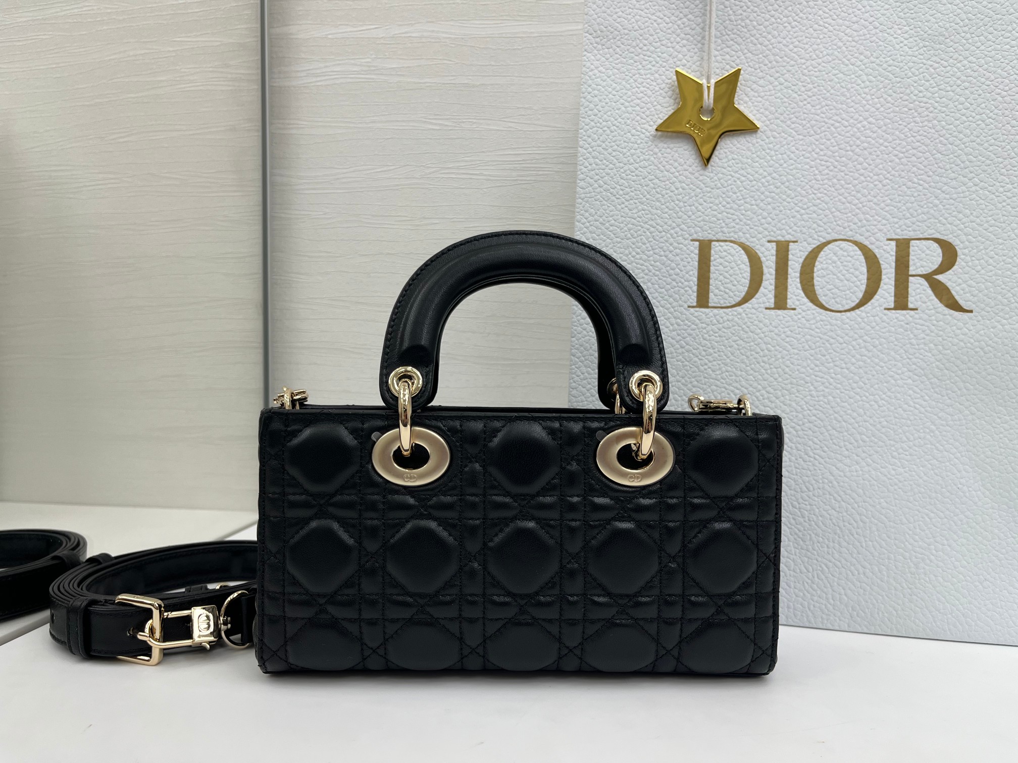 Diro D-Joy Bag-22.5*6*11.5CM