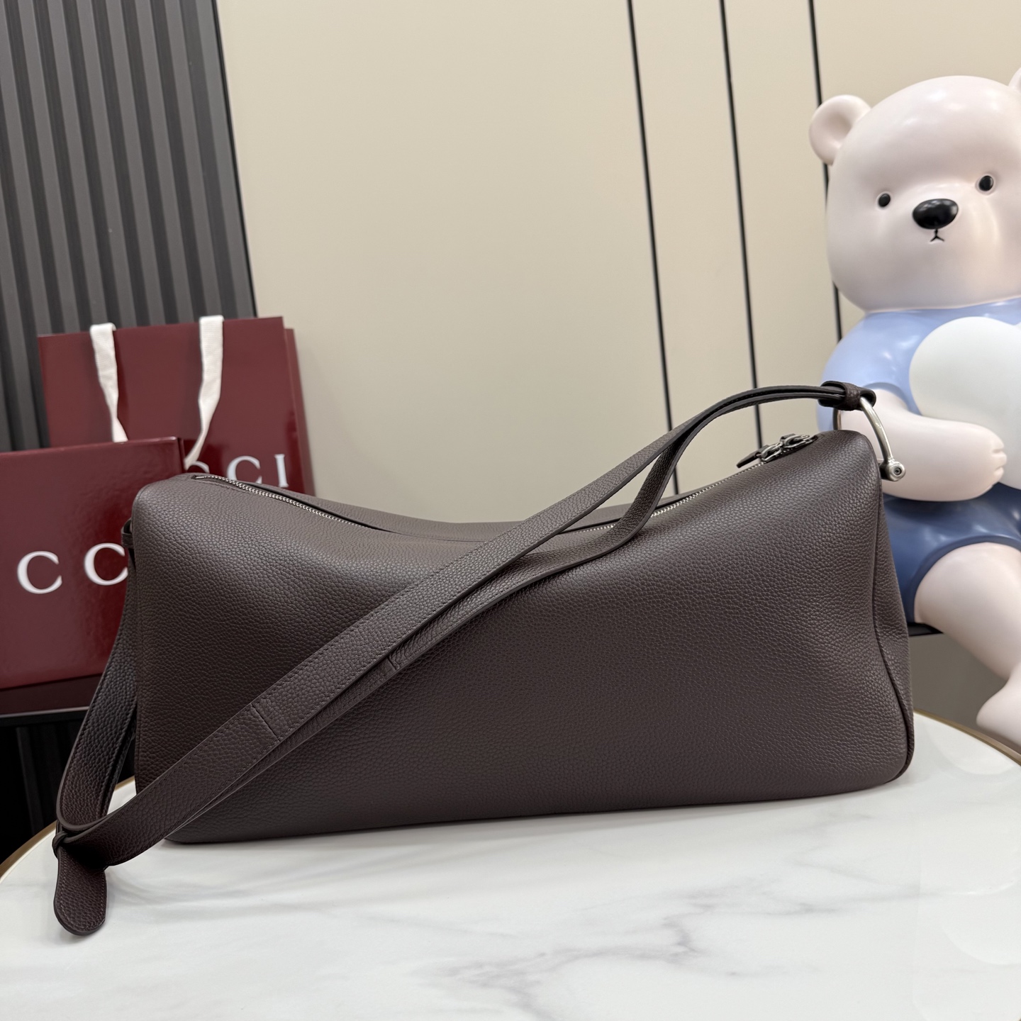 Gv*c*i Grained Leather Crossbody Bag-44*21*15CM